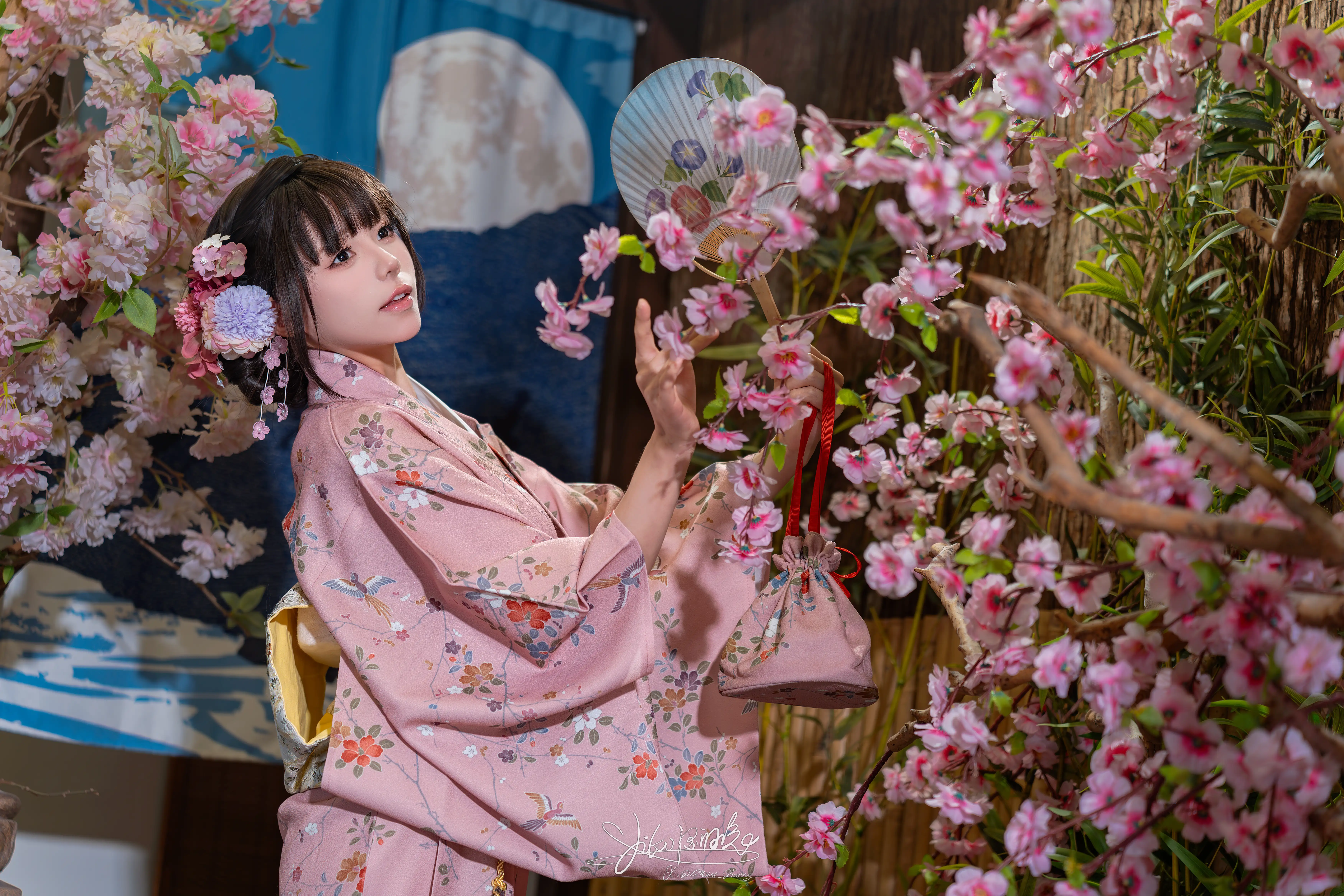 咬一口兔娘(黏黏团子兔) – NO.177 温泉の女将 [77P1V-1.52GB] - 第2张