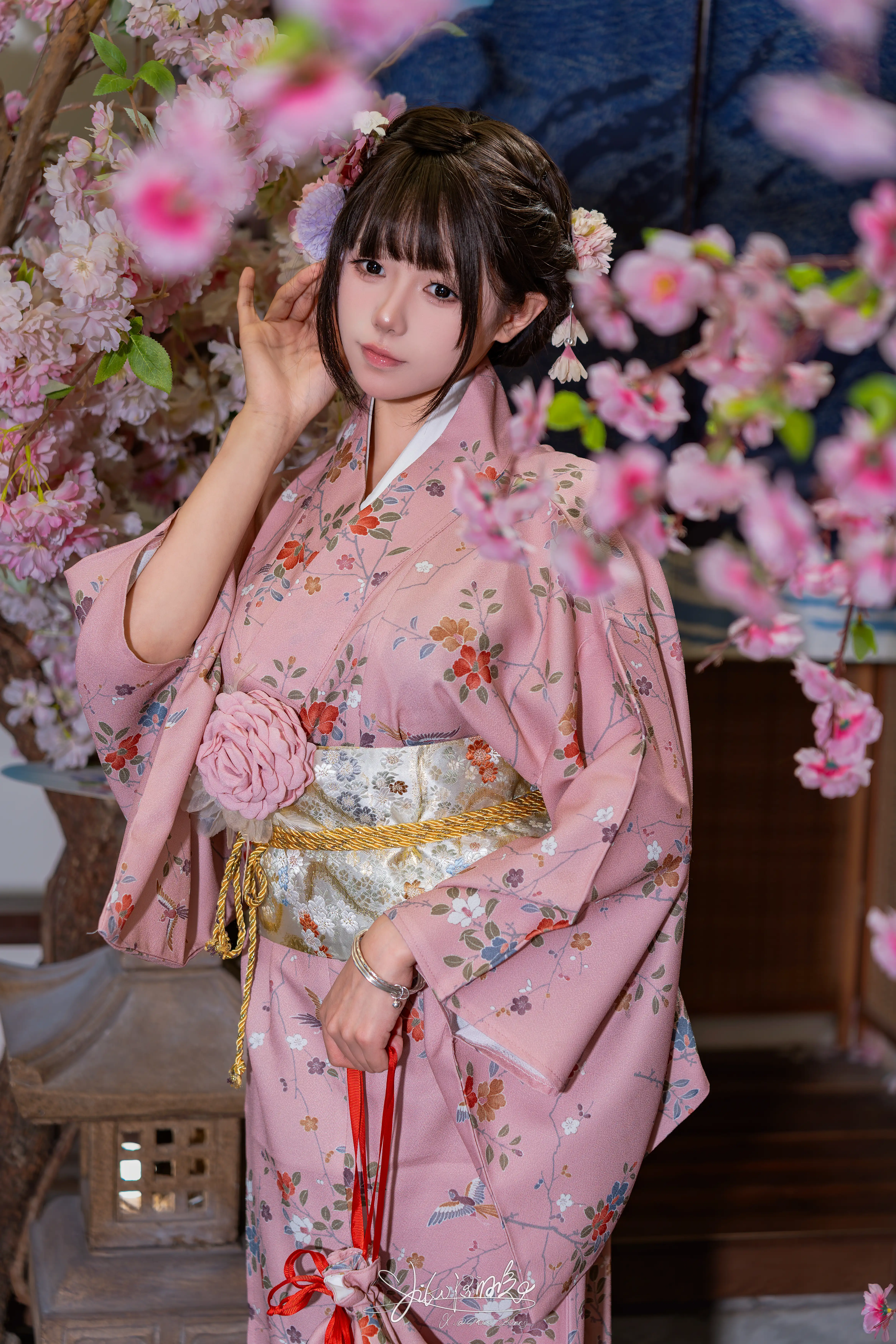 咬一口兔娘(黏黏团子兔) – NO.177 温泉の女将 [77P1V-1.52GB] - 第3张