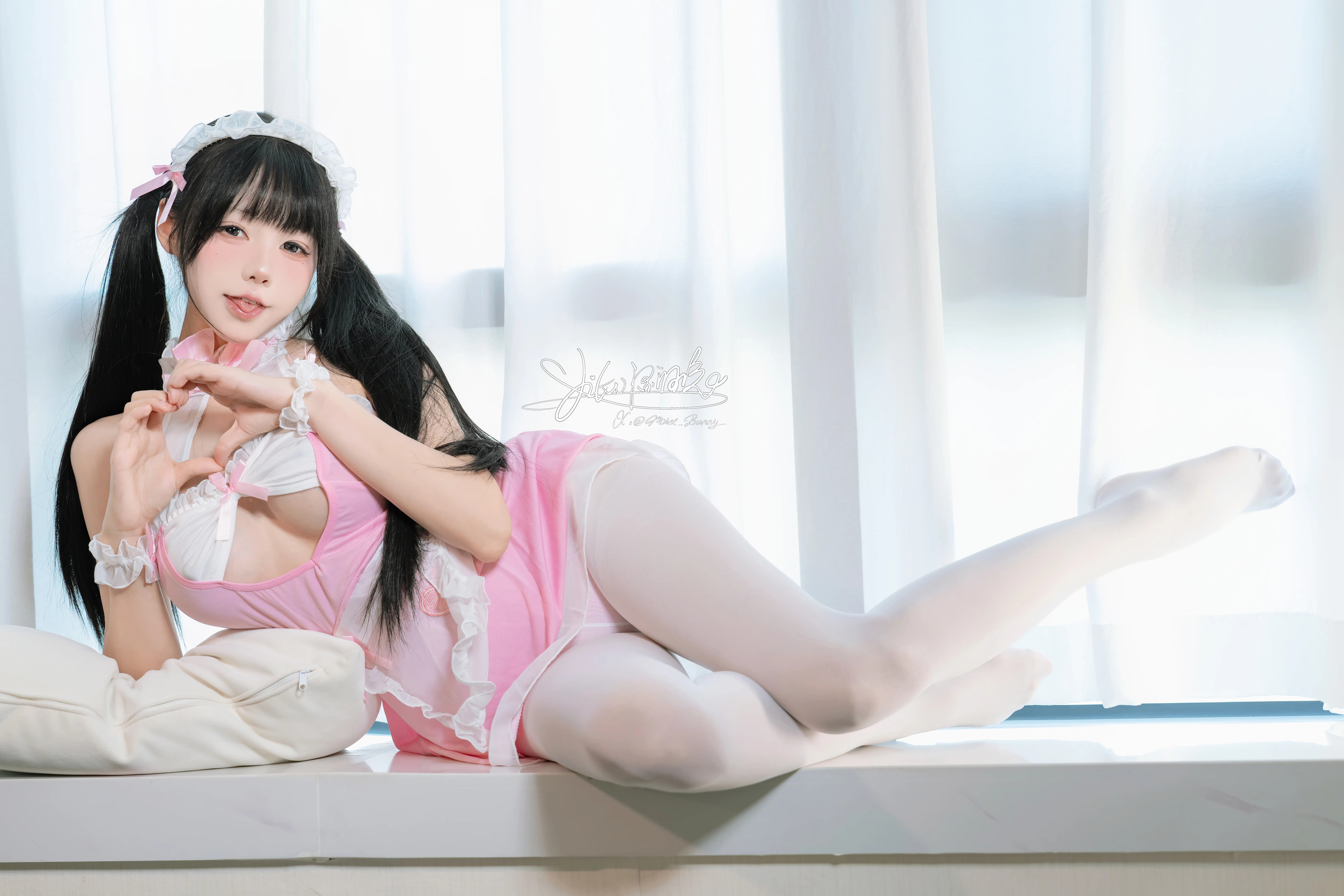 咬一口兔娘(Yiko湿润兔) – NO.191 欢迎回家 [41P1V-1.82GB] - 第4张