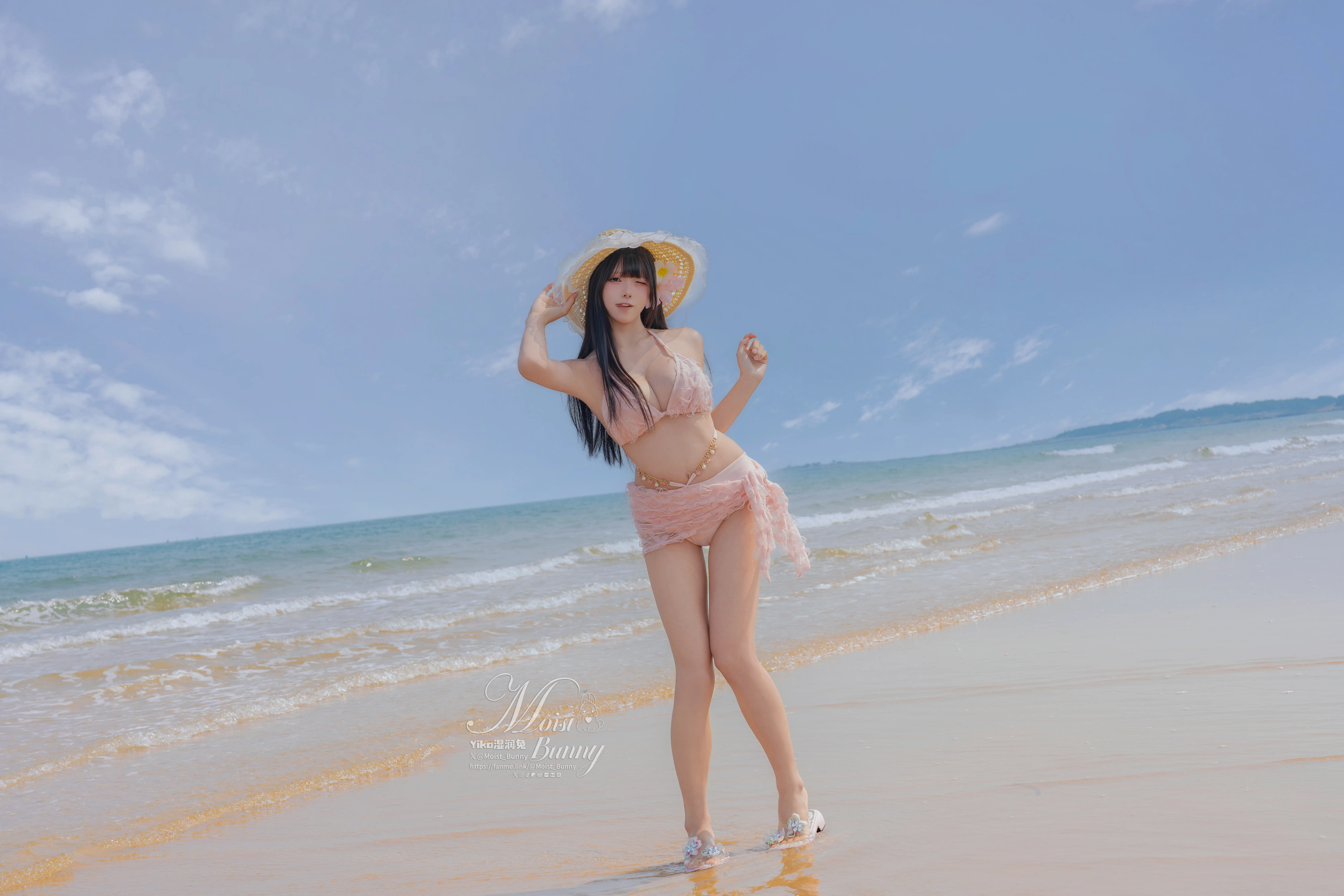 咬一口兔娘(Yiko湿润兔) – NO.240 7月作品 粉红假日 [97P3V-2.17GB] - 第1张