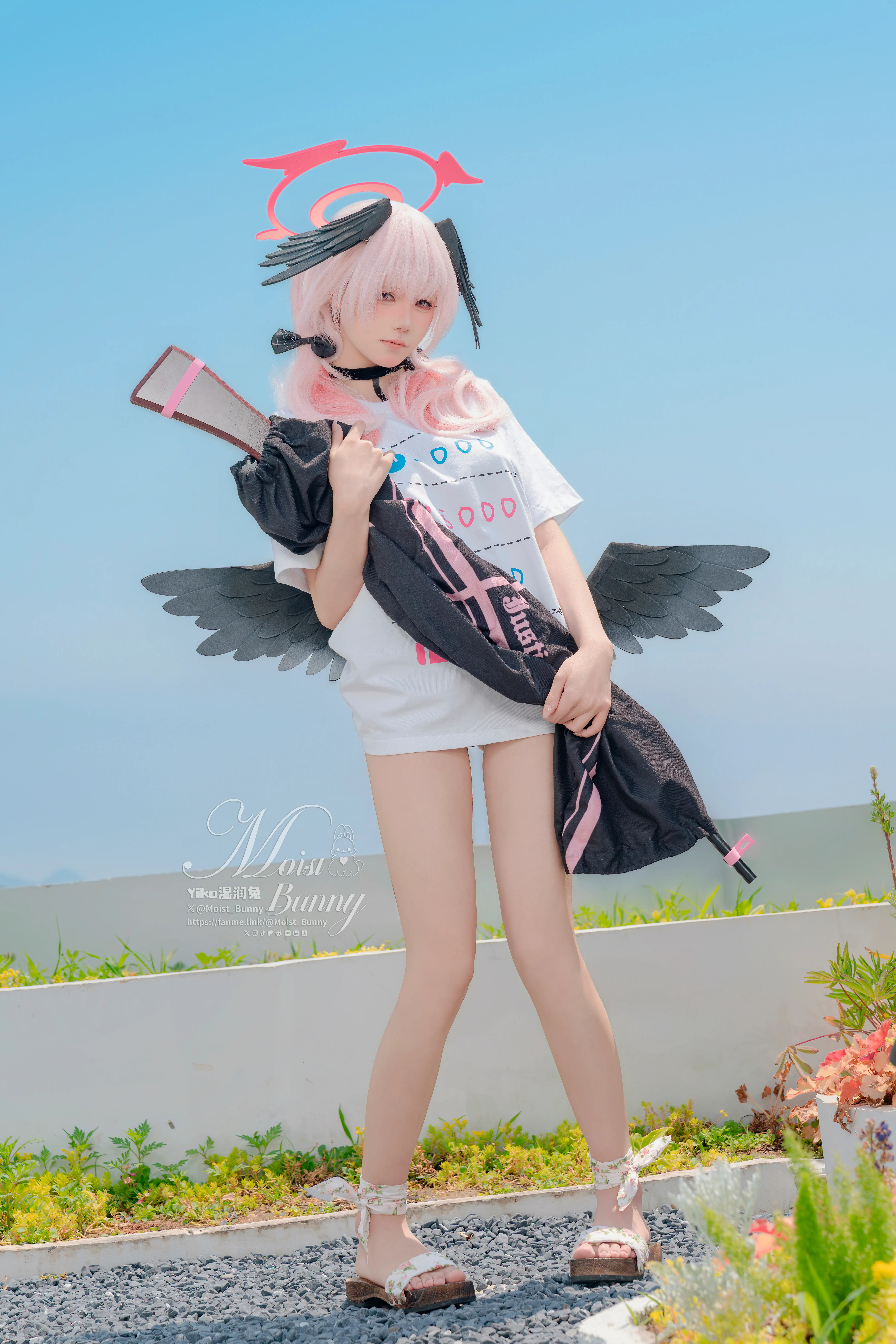 咬一口兔娘(Yiko湿润兔) – NO.242 2025年08月作品『下江小春 泳装』Honey [95P2V-2.4GB] - 第2张