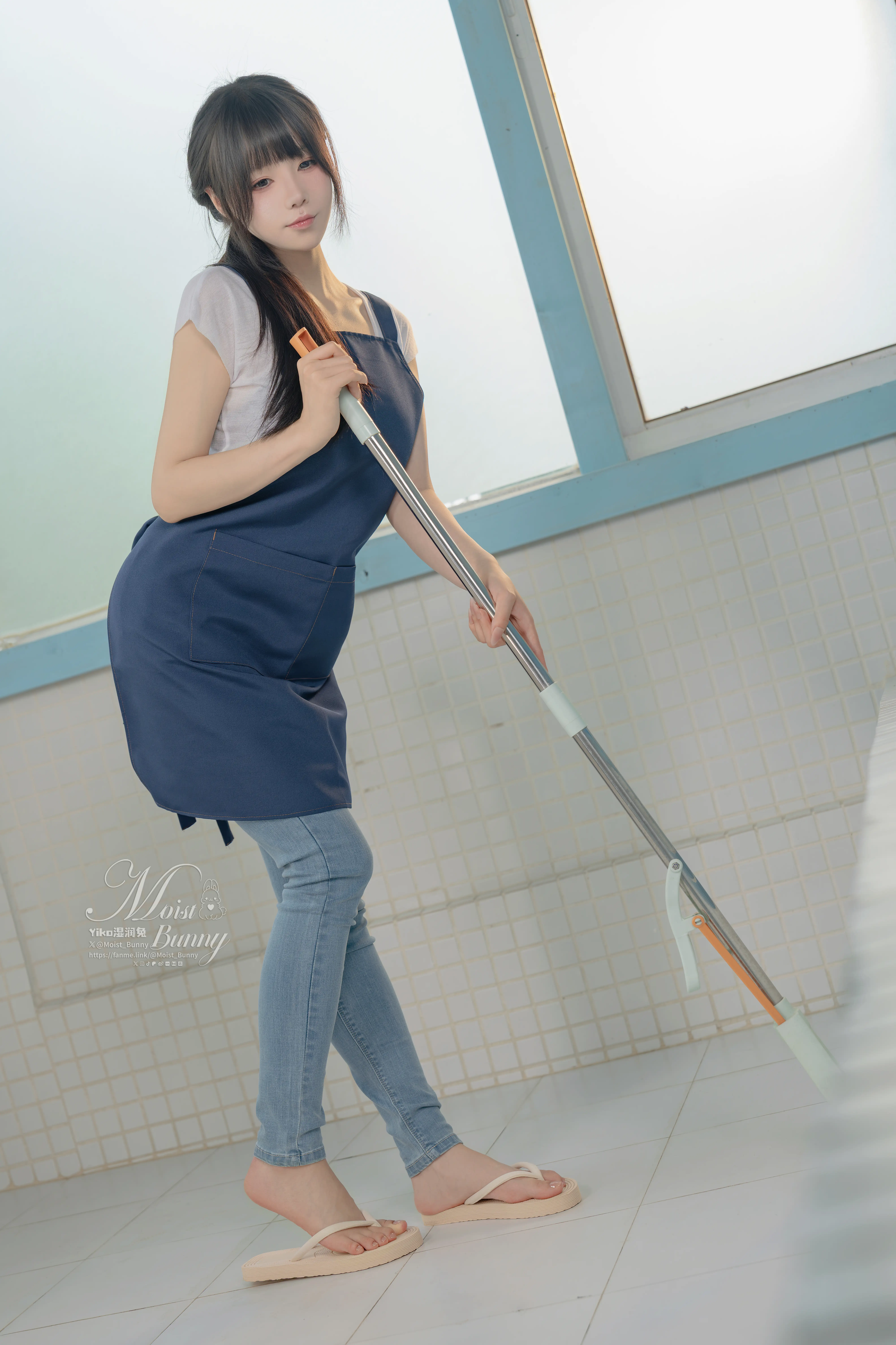咬一口兔娘(Yiko湿润兔) – NO.245 钱汤の女将 [108P2V-3.37GB]