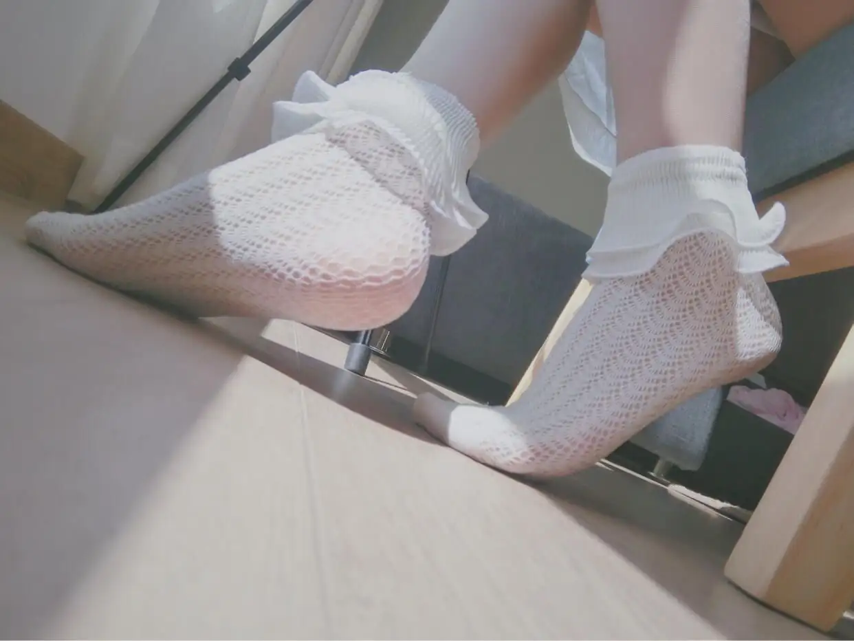 布丁大法 NO.005 透纱蕾丝白袜 [28P] - 第3张
