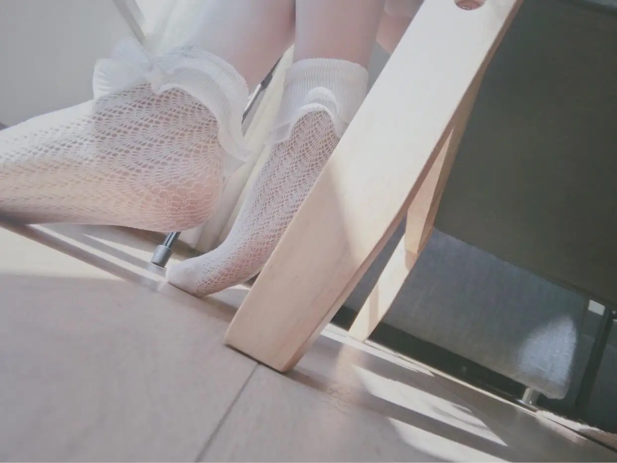 布丁大法 NO.005 透纱蕾丝白袜 [28P] - 第4张