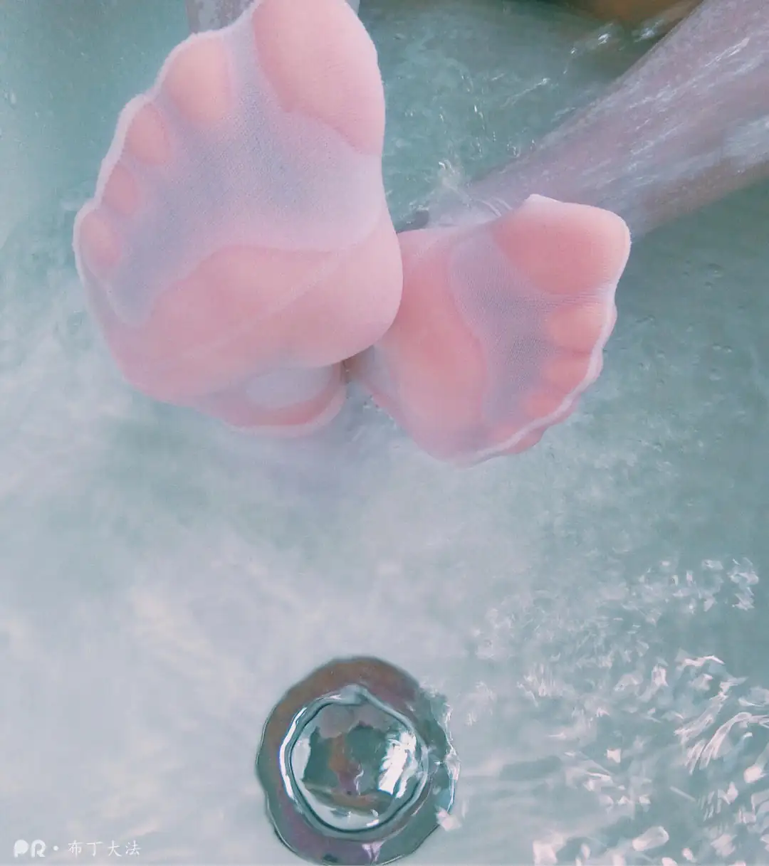 布丁大法 NO.017 水着白丝 [9P]