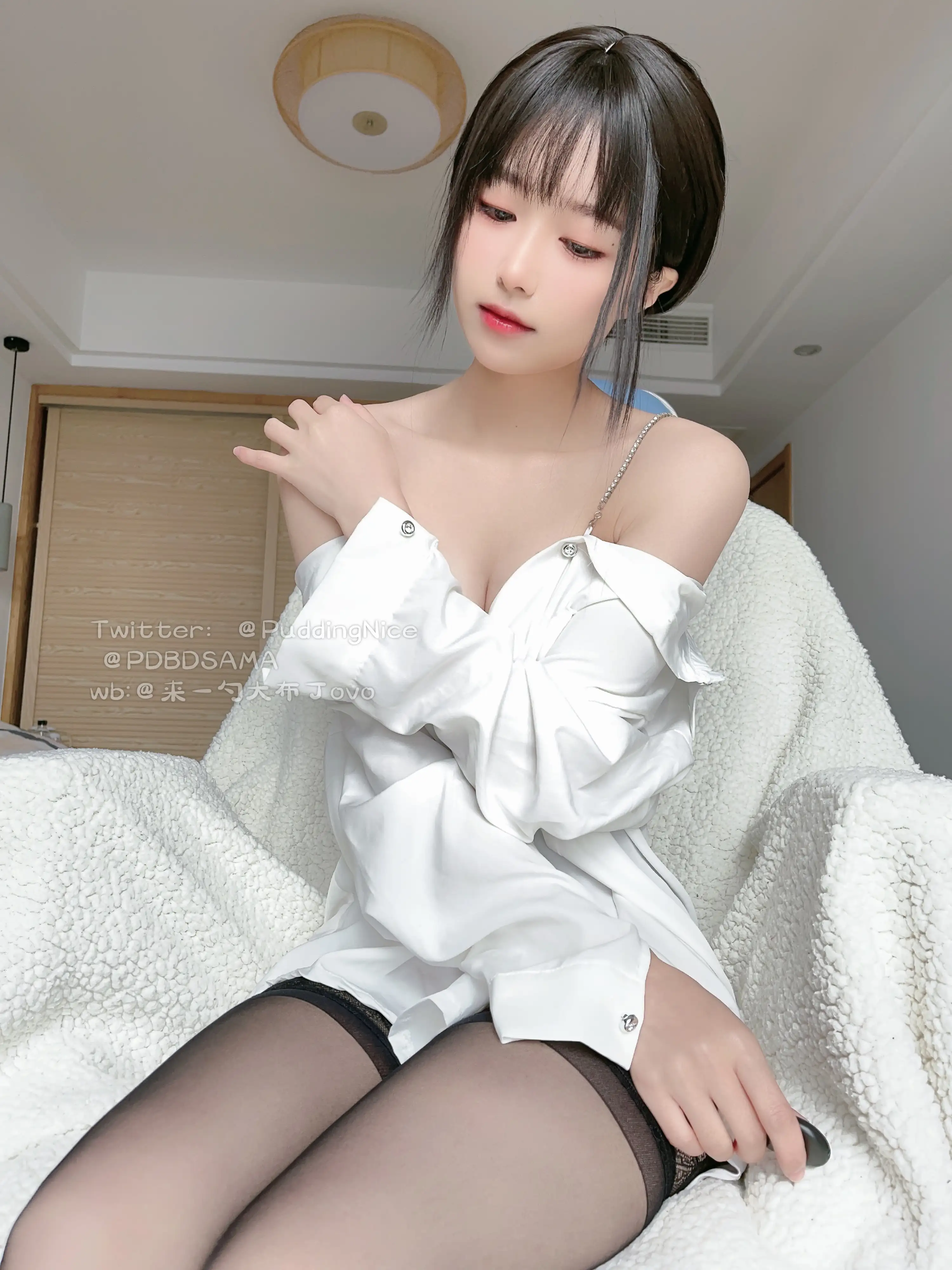 布丁大法 NO.088 衬衫吊带黑丝 [24P1V-312M] - 第2张