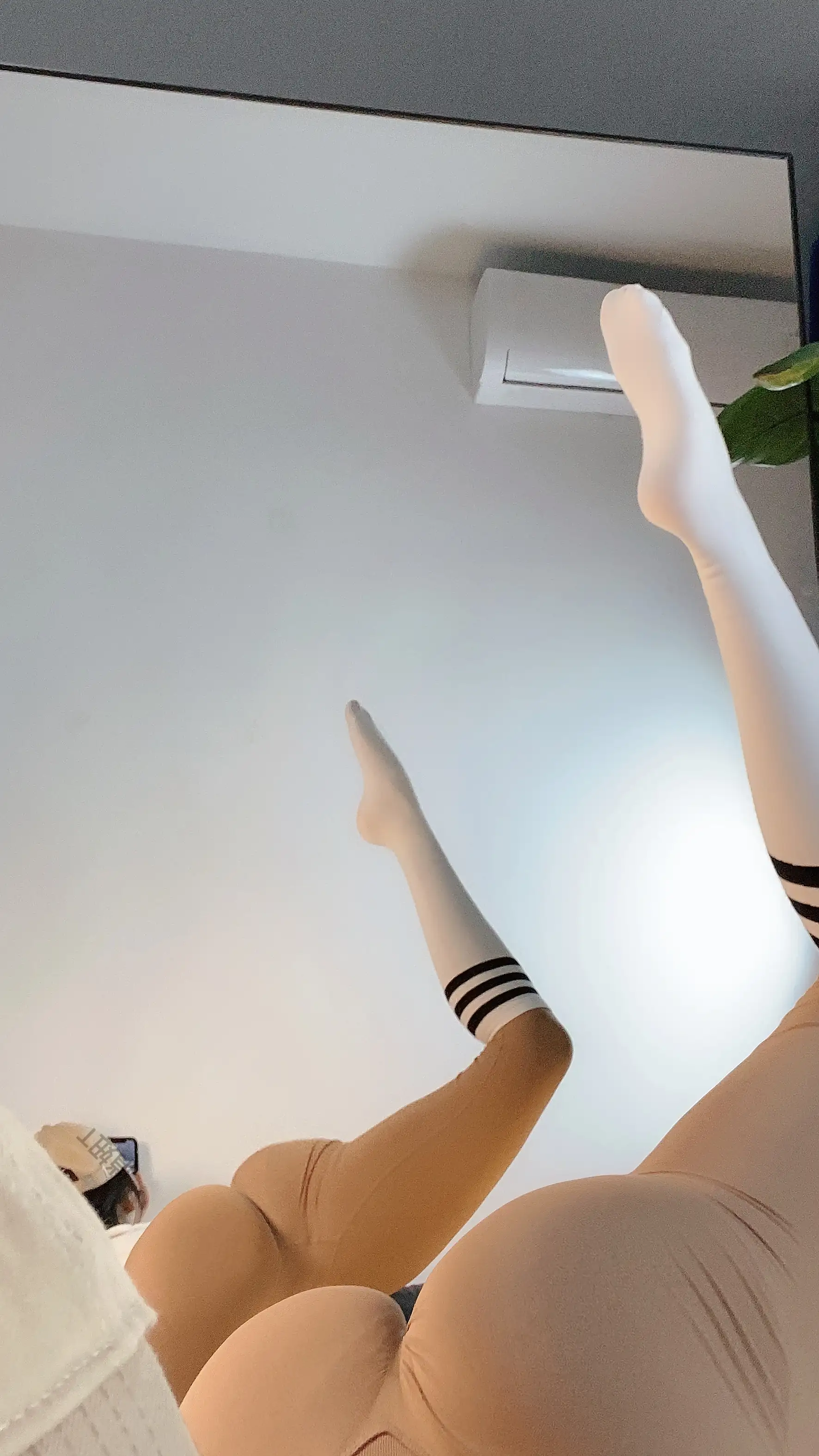 俏妞qiaoniuTT NO.010 2022.09-10[208P-17V-987.9M] - 第10张