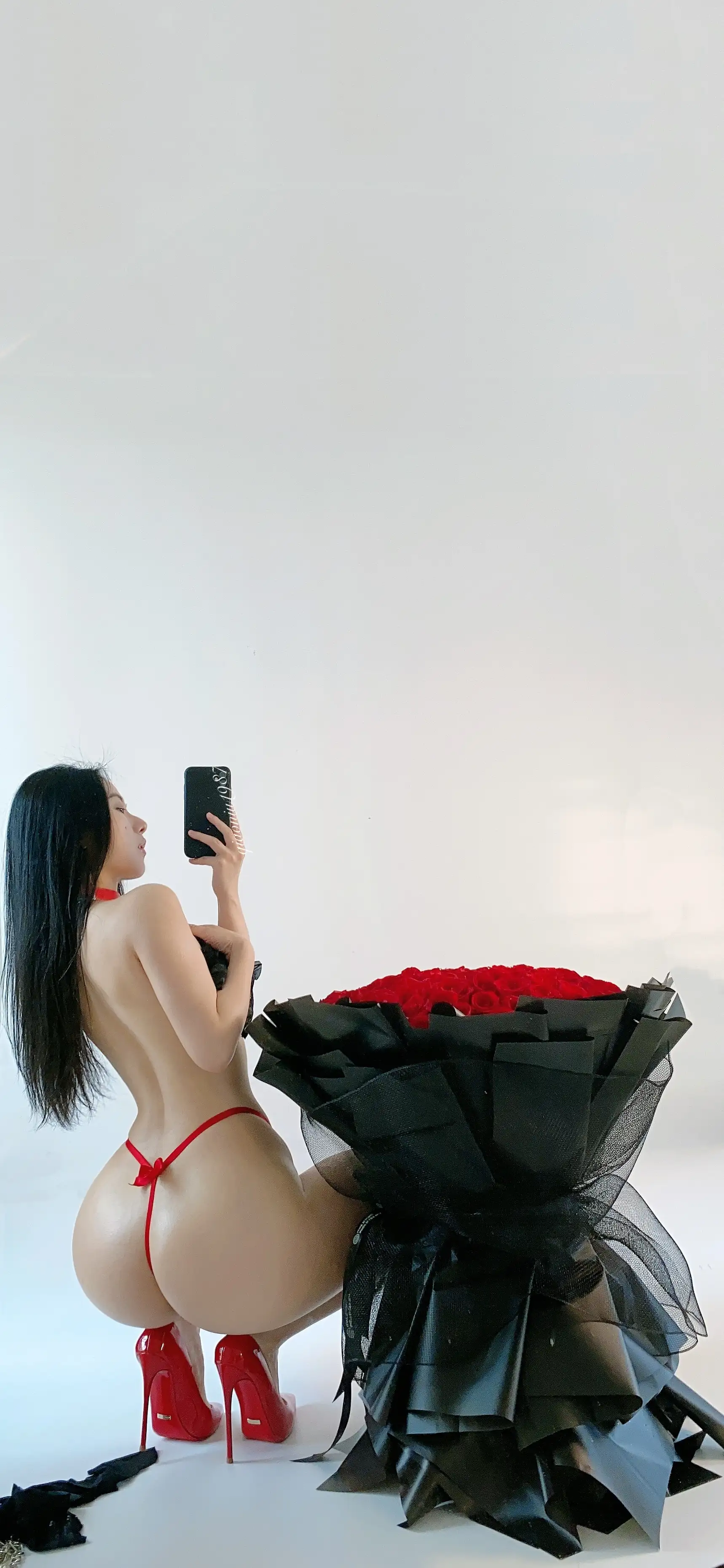 俏妞qiaoniuTT NO.049 挚爱献礼[41P-2V-118.3M]