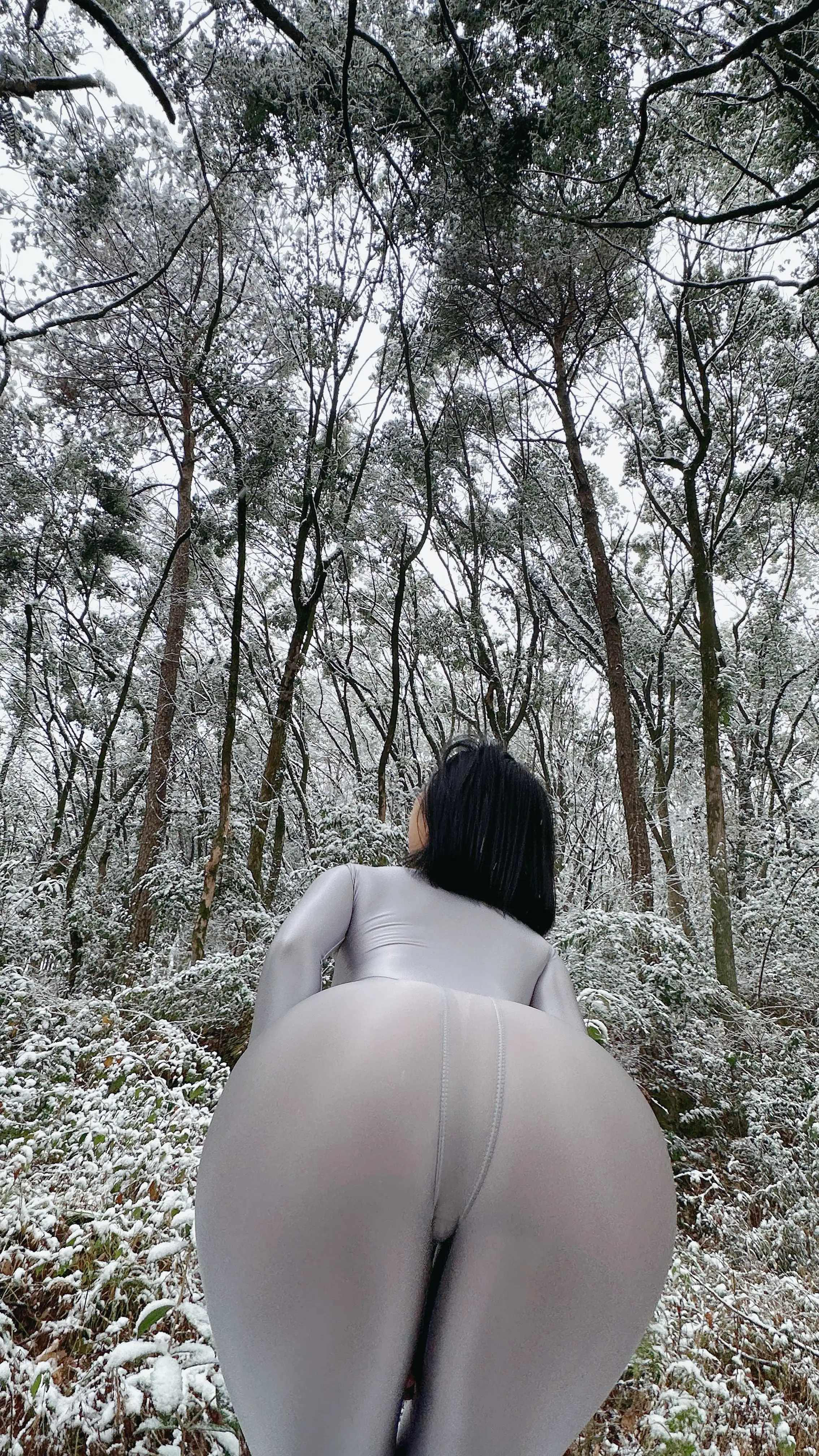 俏妞qiaoniuTT NO.115 银色风景 [40P／283MB] - 第4张