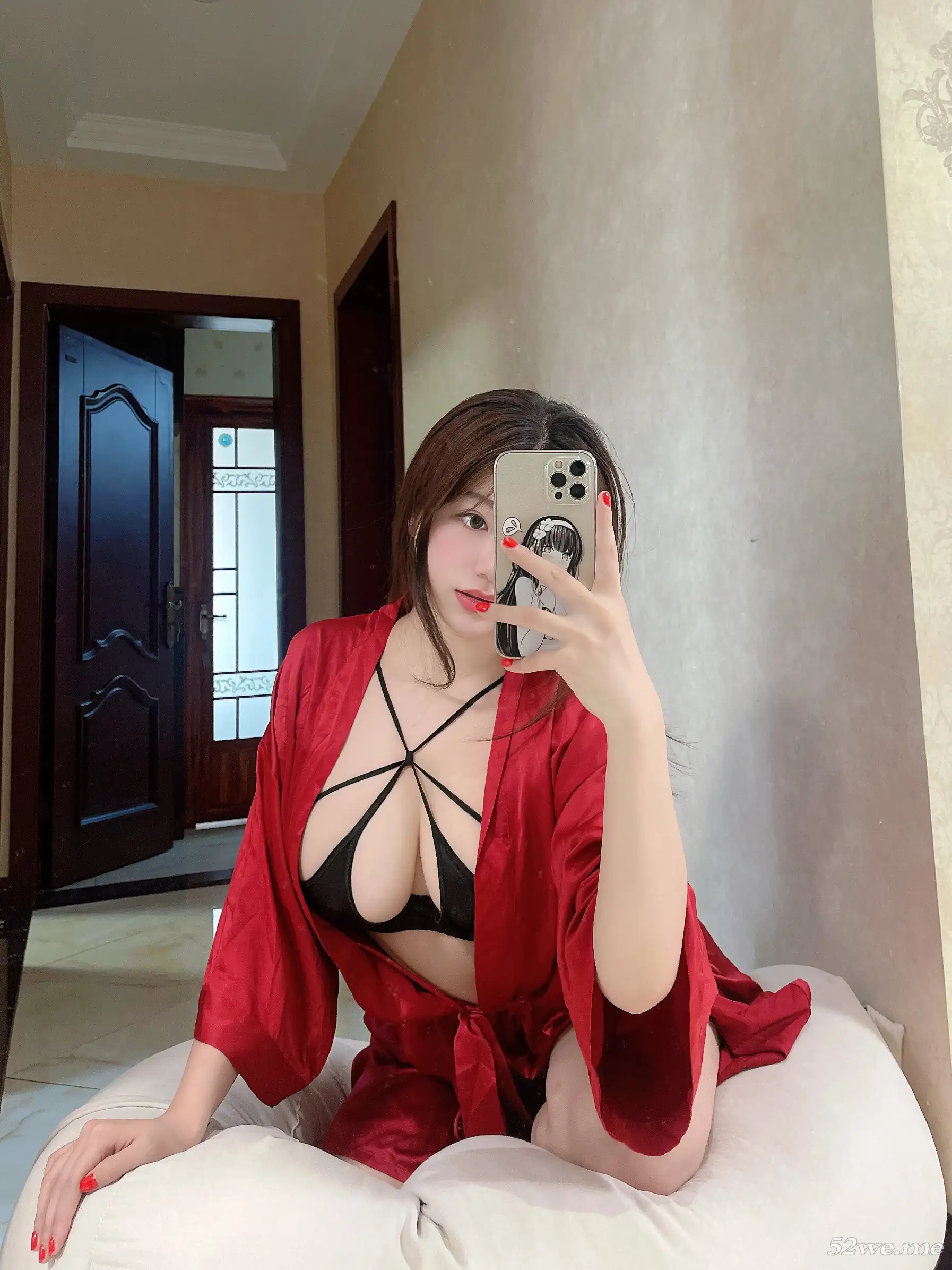 奶宝妹纸 NO.037 微密圈系列 丝绸浴袍[14P-16.2M] - 第3张