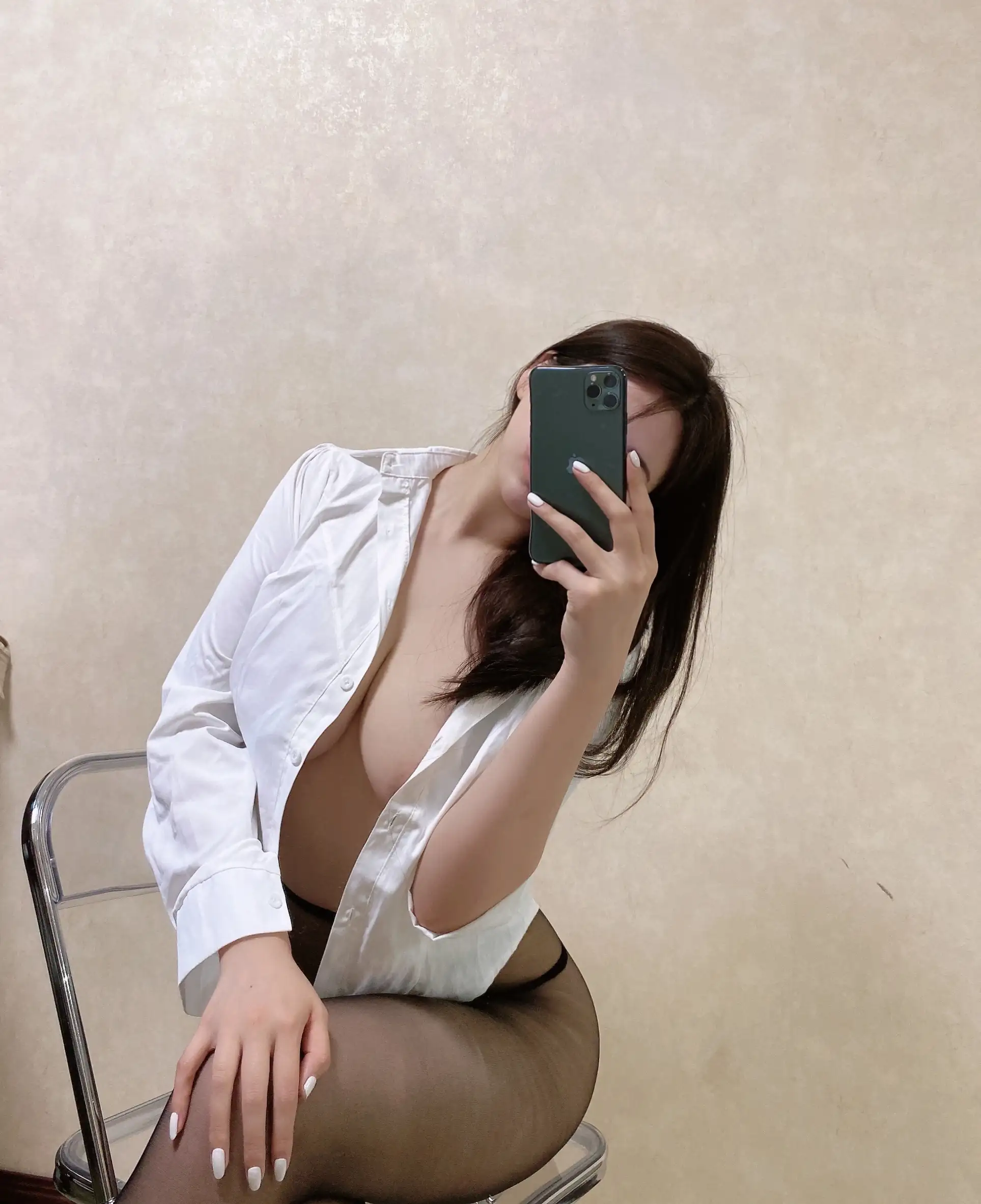 奶宝妹纸 NO.048 微密圈系列 秘书的秘密 [24P+15V／518MB]