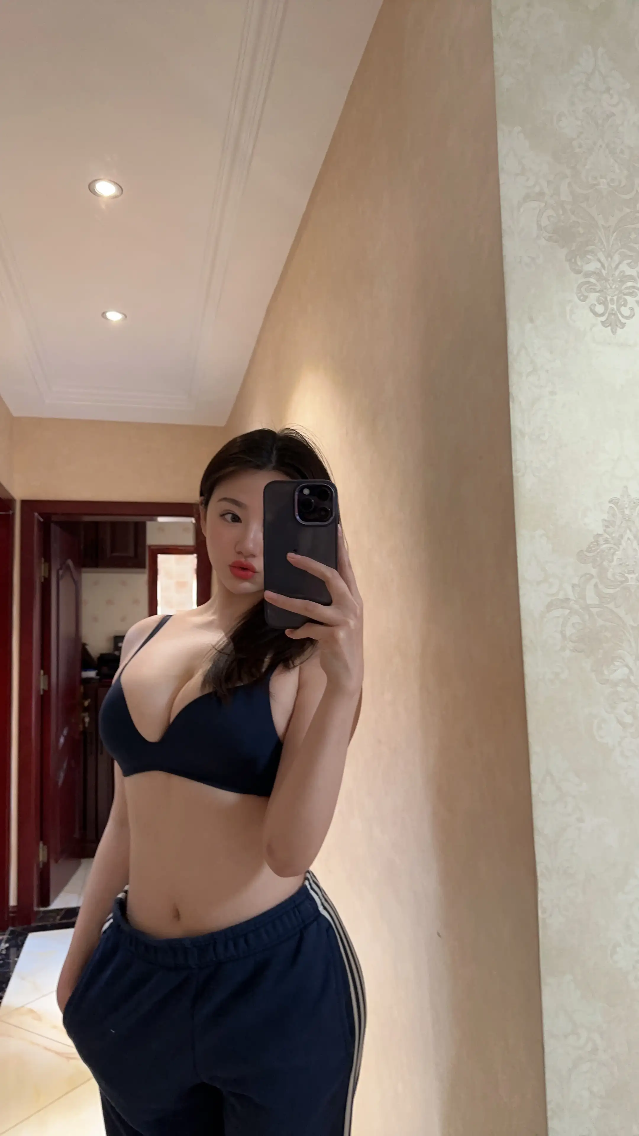 奶宝妹纸 NO.062 微密圈系列  黑色内衣[24P+6V／238MB] - 第3张