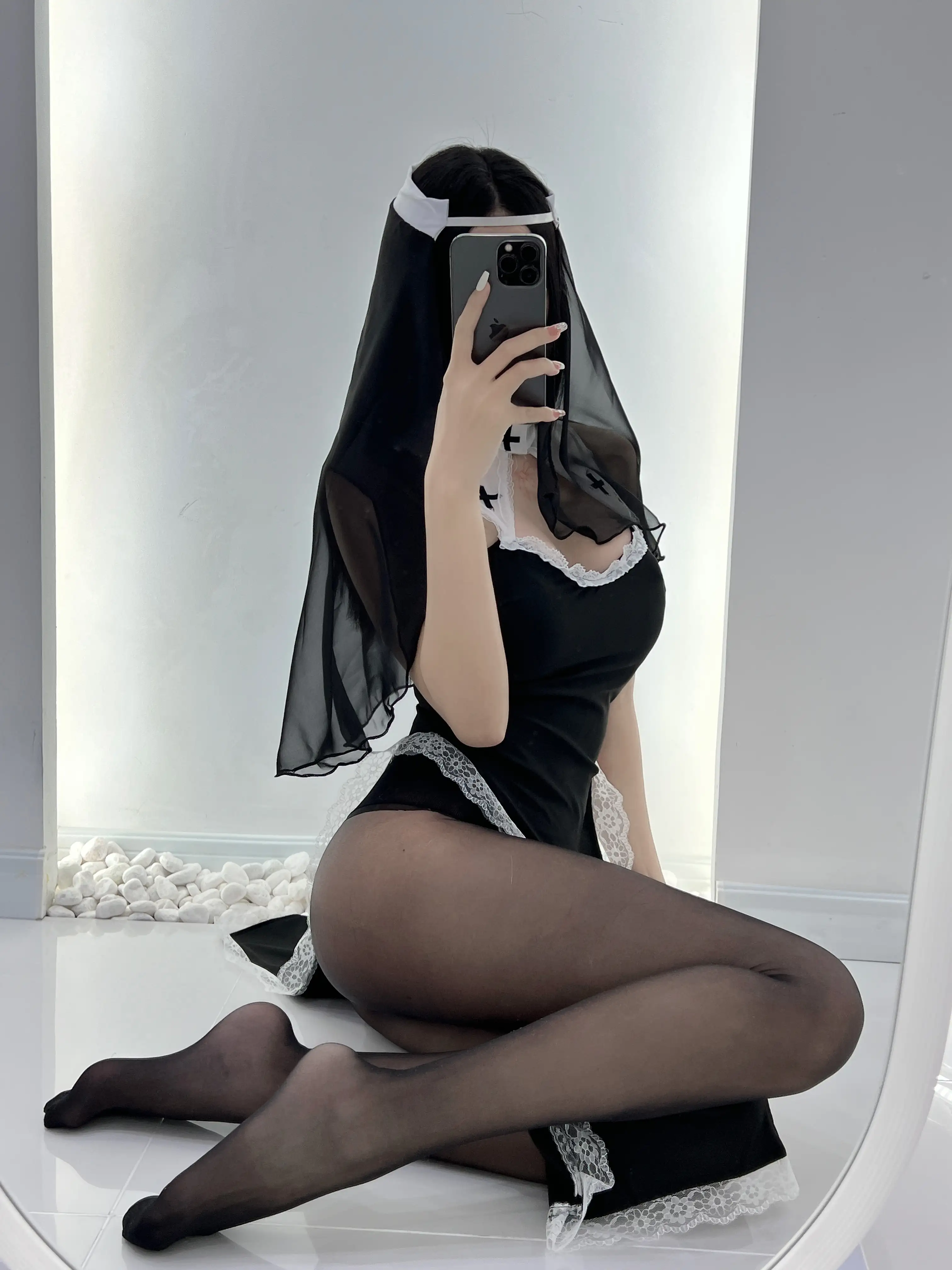 鱼神 NO.008 修女服[26P 2V 131.3M] - 第8张