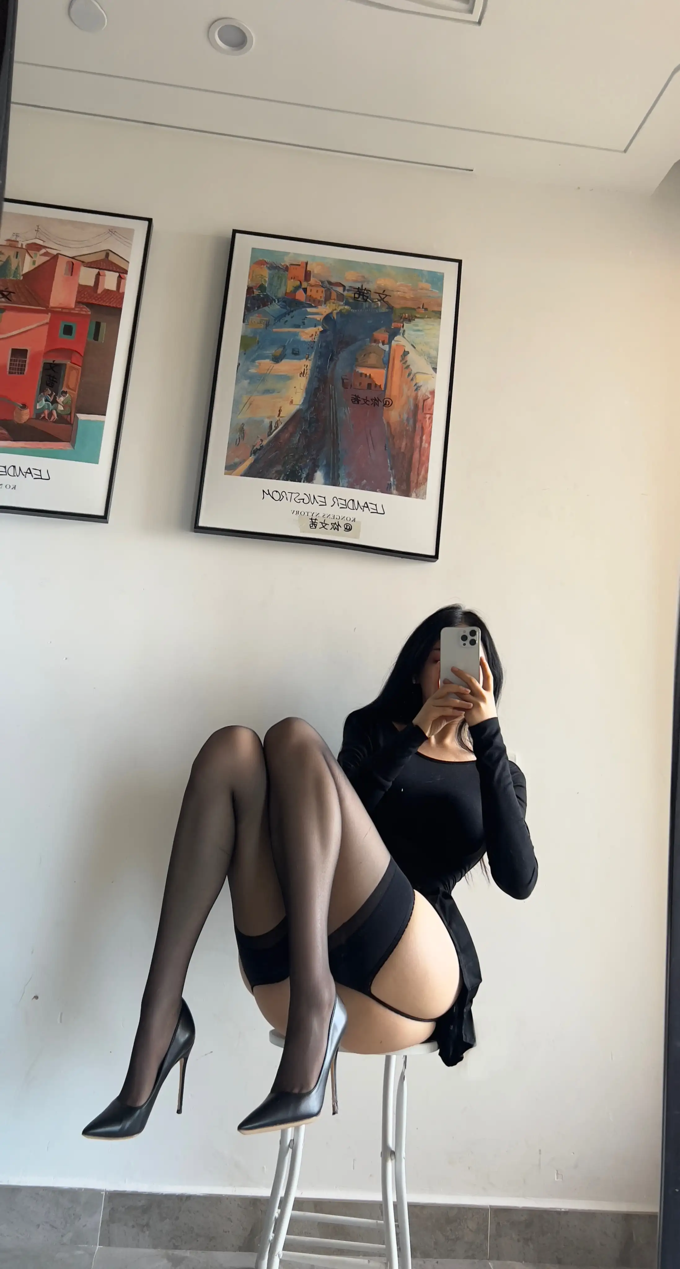 Cool文茜 NO.015 吊带黑色[19P 37.7M]