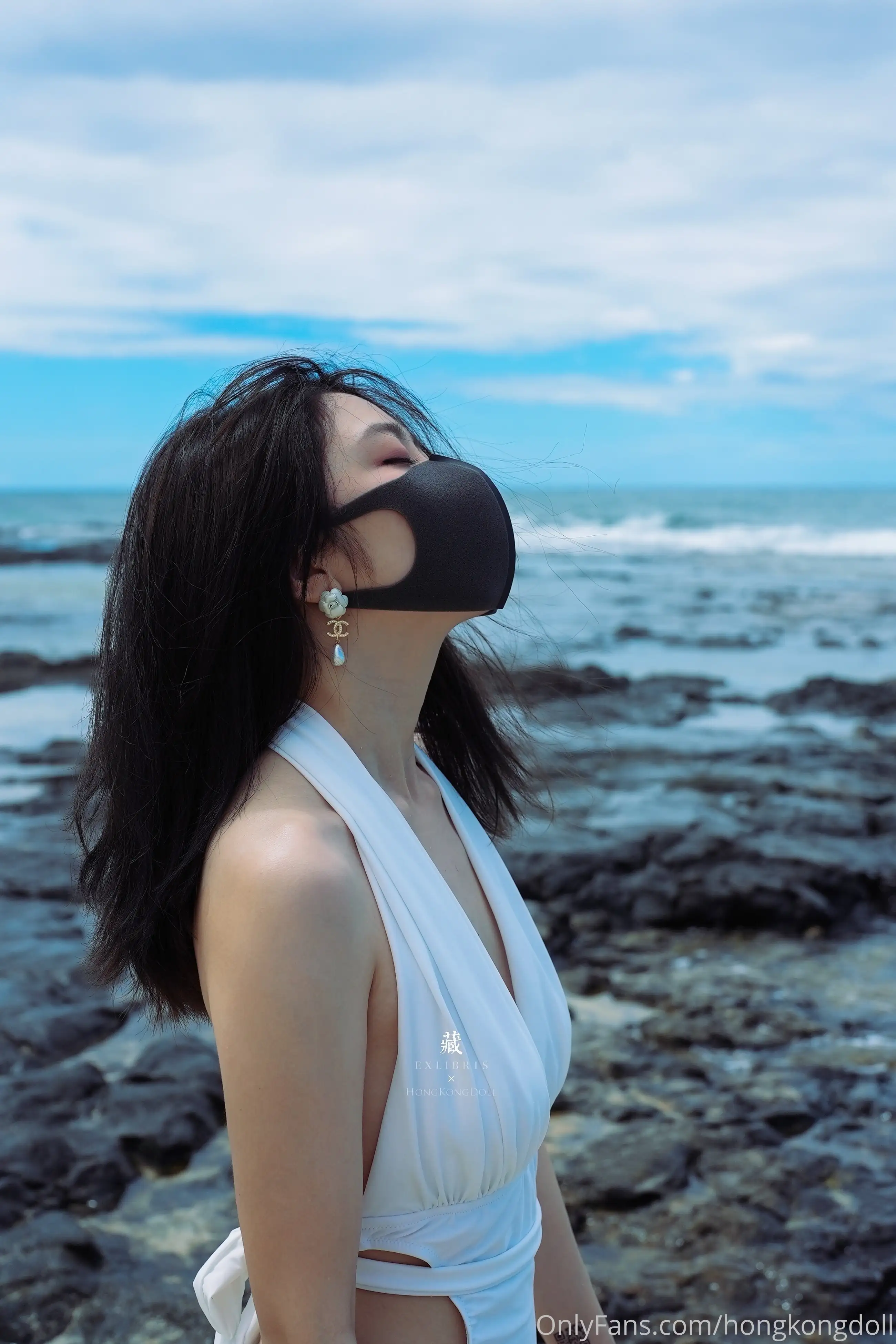 HongKongDoll NO.002 晨钟 暮鼓 [11P2V 1GB] - 第1张