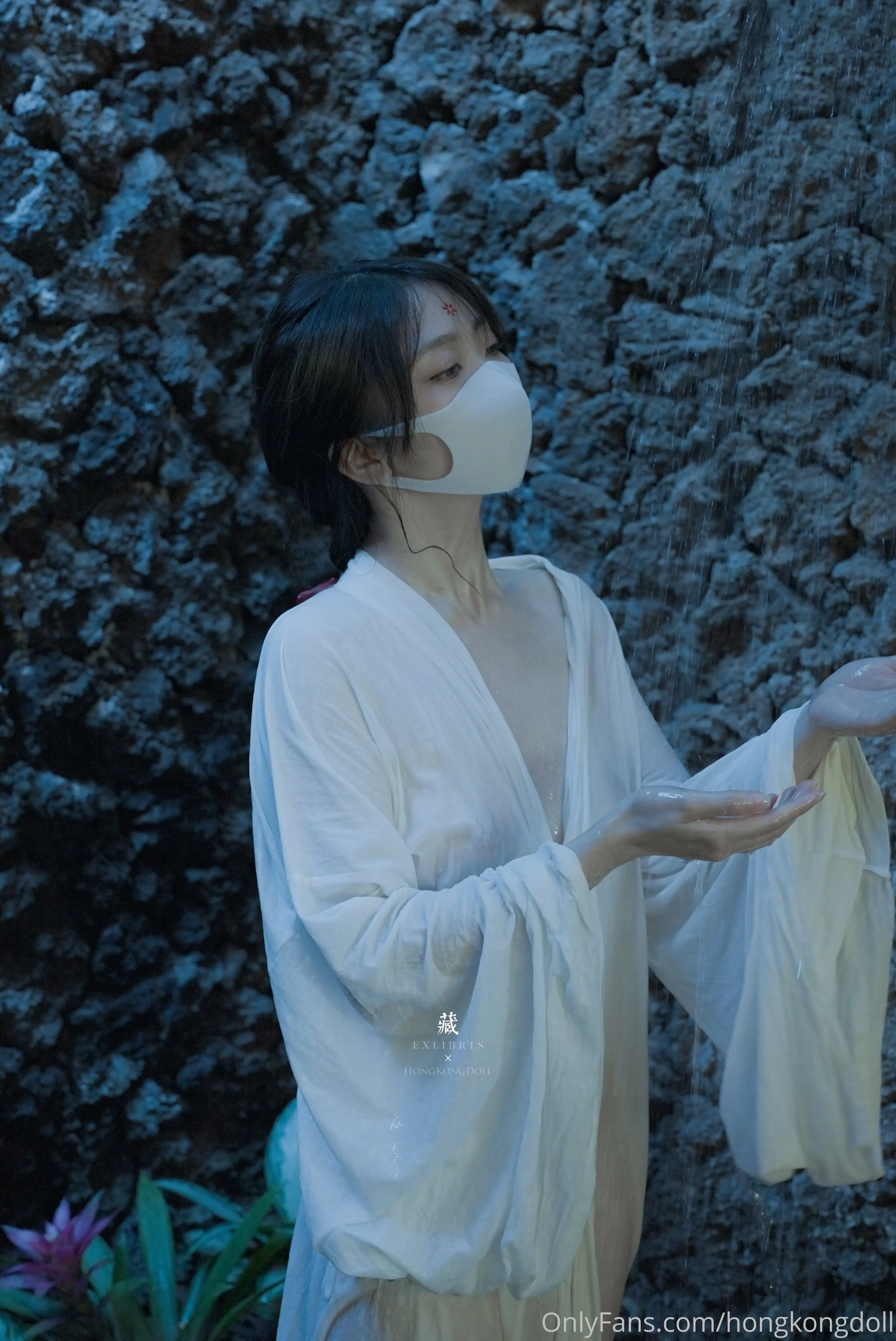 HongKongDoll NO.049 森林第2集 剧情出现反转 女神被骗上门被操 [15P1V 1.07GB] - 第2张