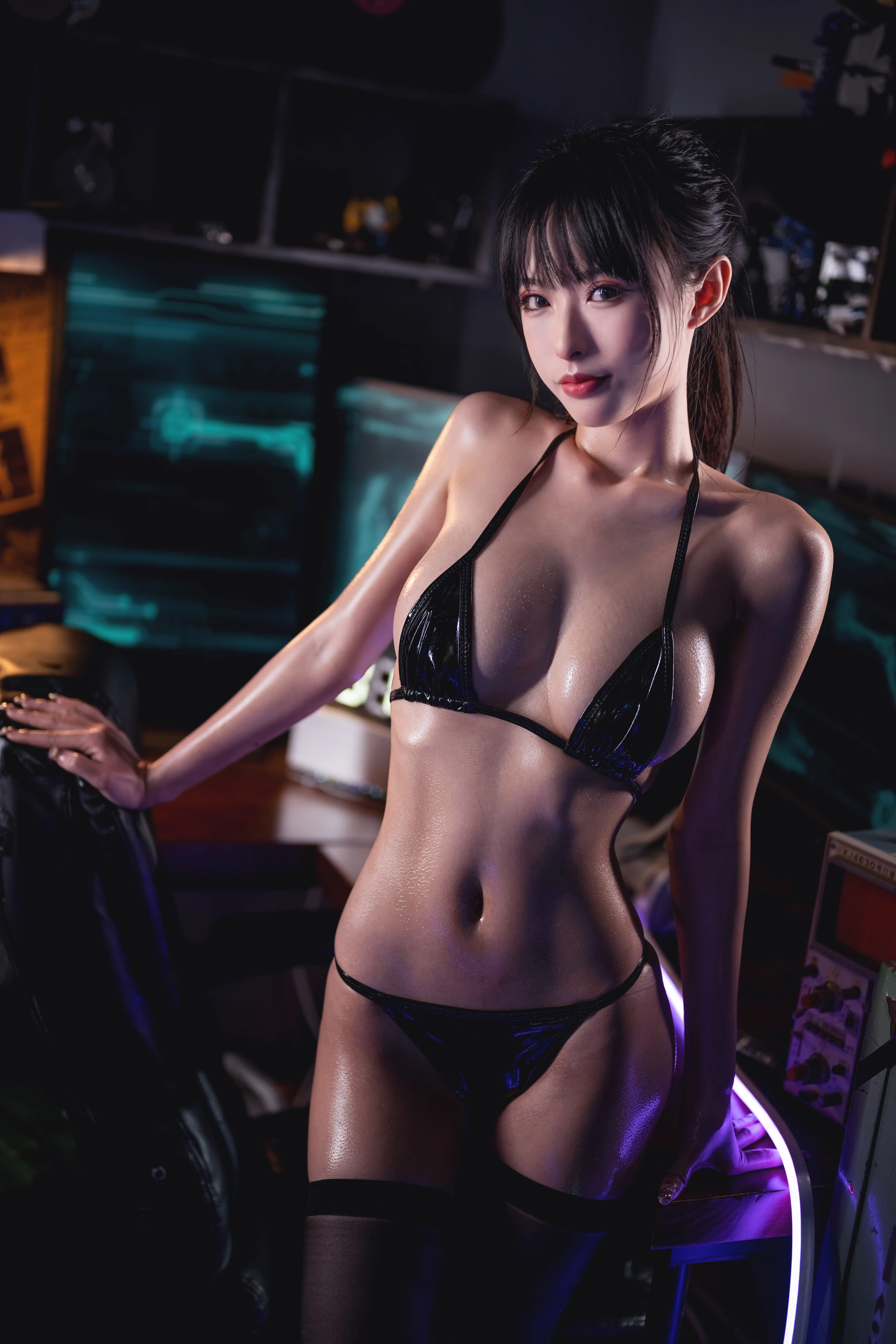 清水由乃 NO.018 抹油比基尼 [55P1V-1.34GB] - 第5张
