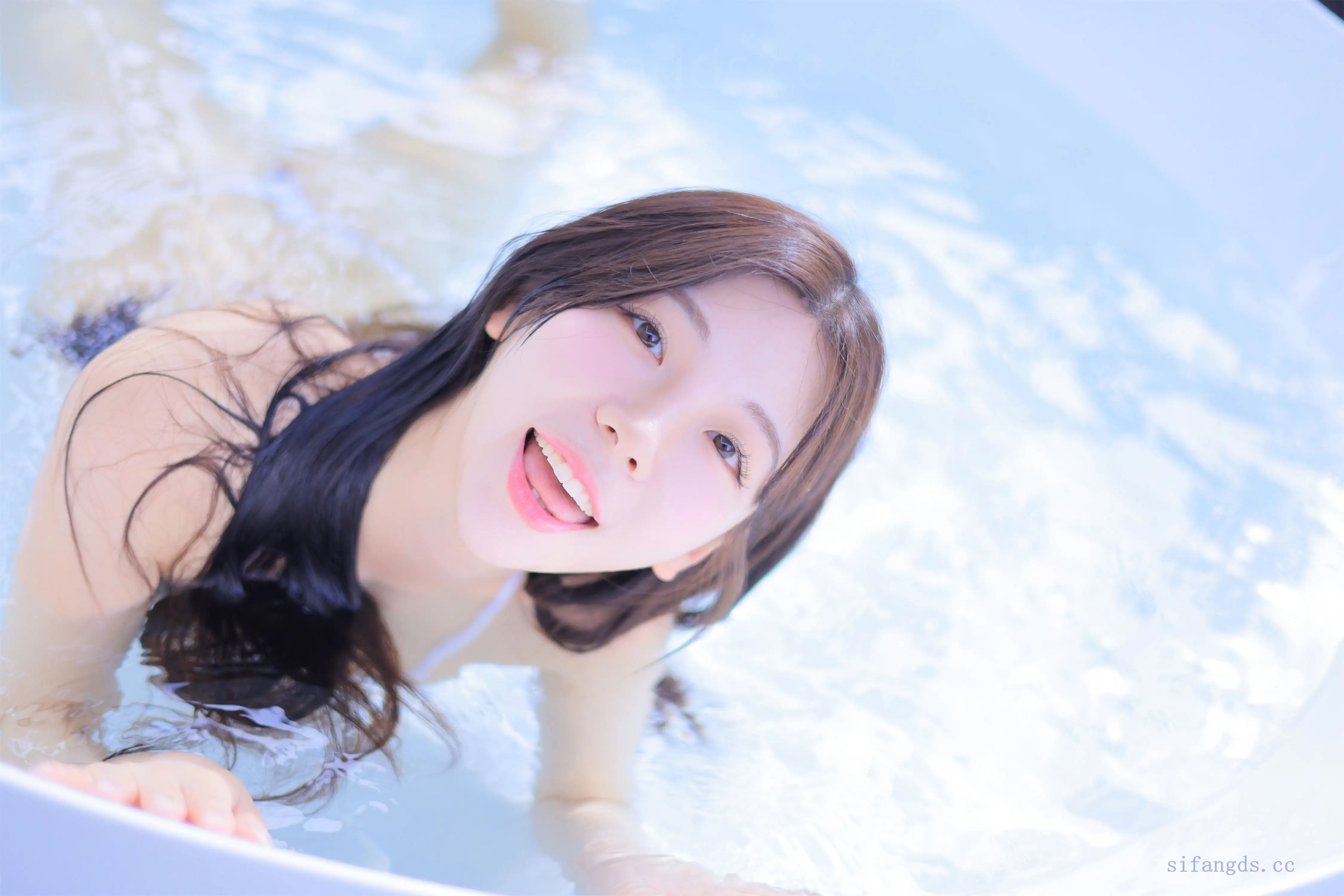 李素英leeesovely NO.032 Latest VIP Works in September Ep.02 [54P+2V／187MB] - 第3张