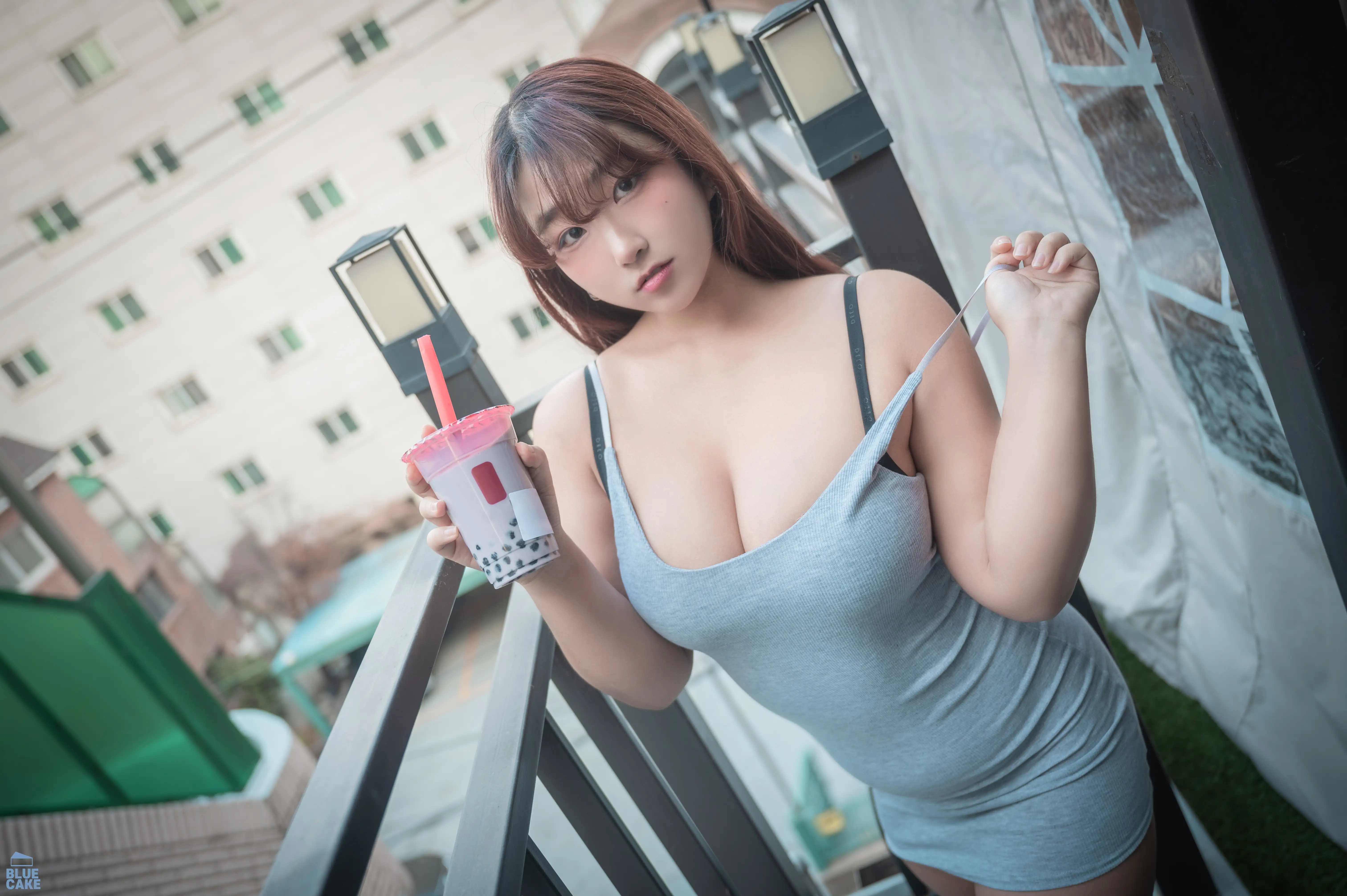 GguBbu NO.010 BLUECAKE Bubble Tea Challenge [155P-1.57GB] - 第2张