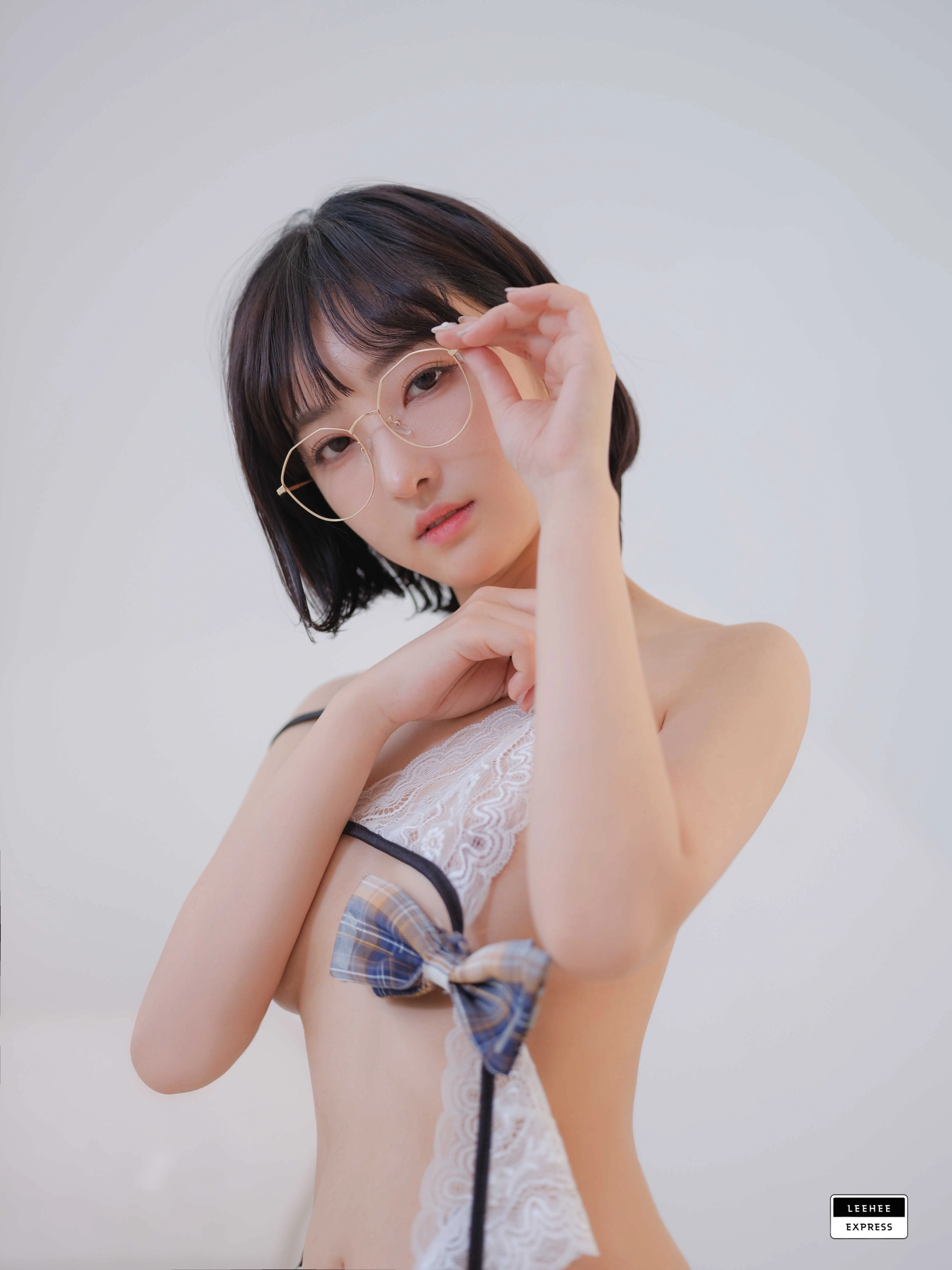 Hanari(하나리) NO.032 LEEHEE EXPRESS LEHF-127 Nari (하나리) [75P／96MB]