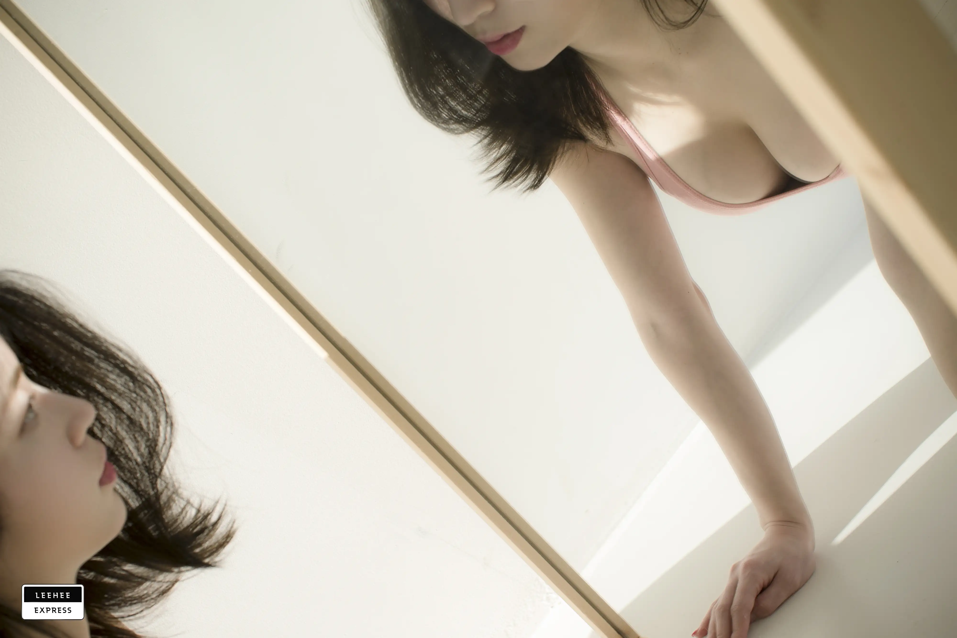 Min.E (민이) NO.007 LEEHEE EXPRESS LEND-002 Min.E (민이) [47P 280MB] - 第2张