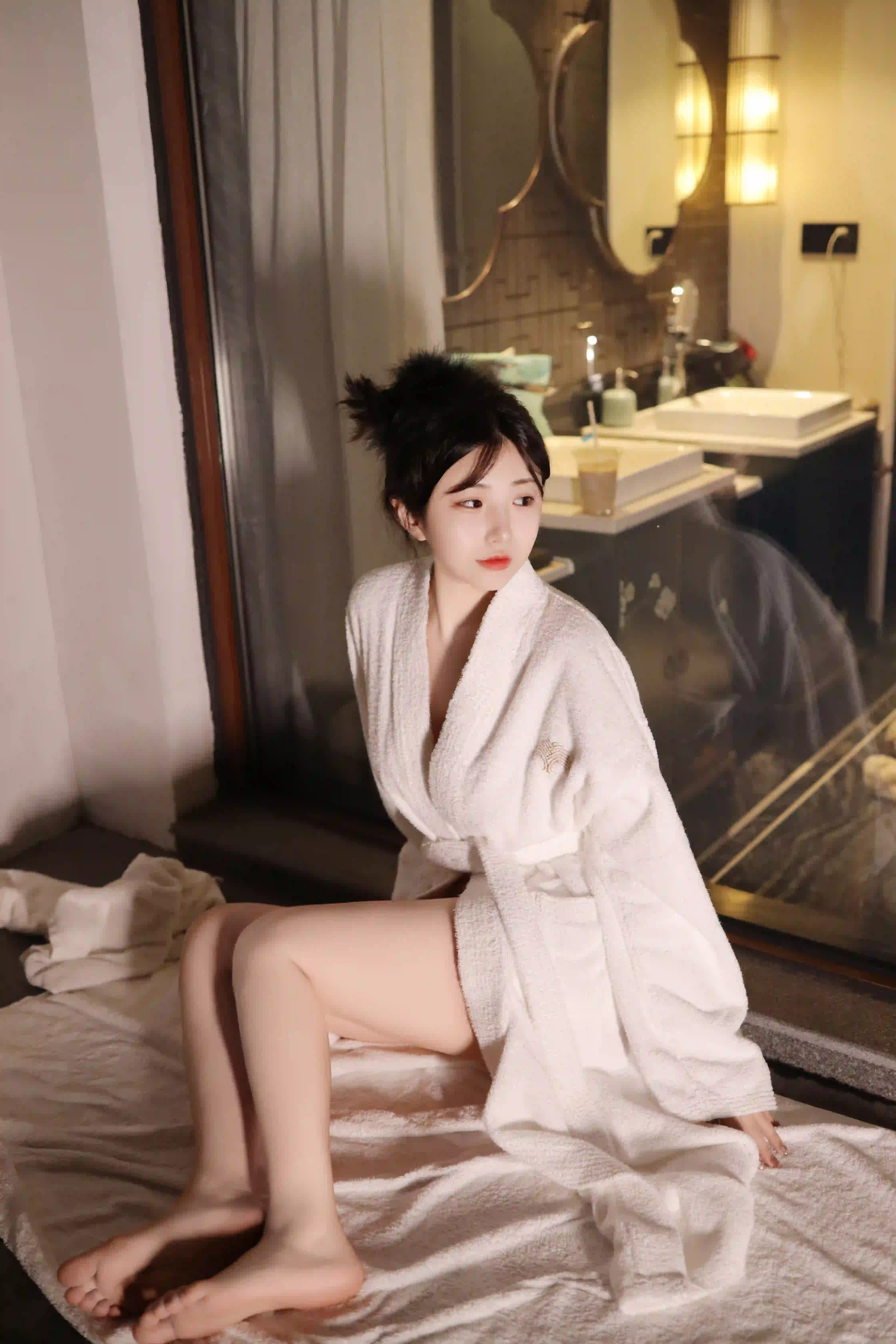 陈小花 NO.001 内购无水印 NO.8263 SPA抹油 [71P 1.28 GB] - 第2张
