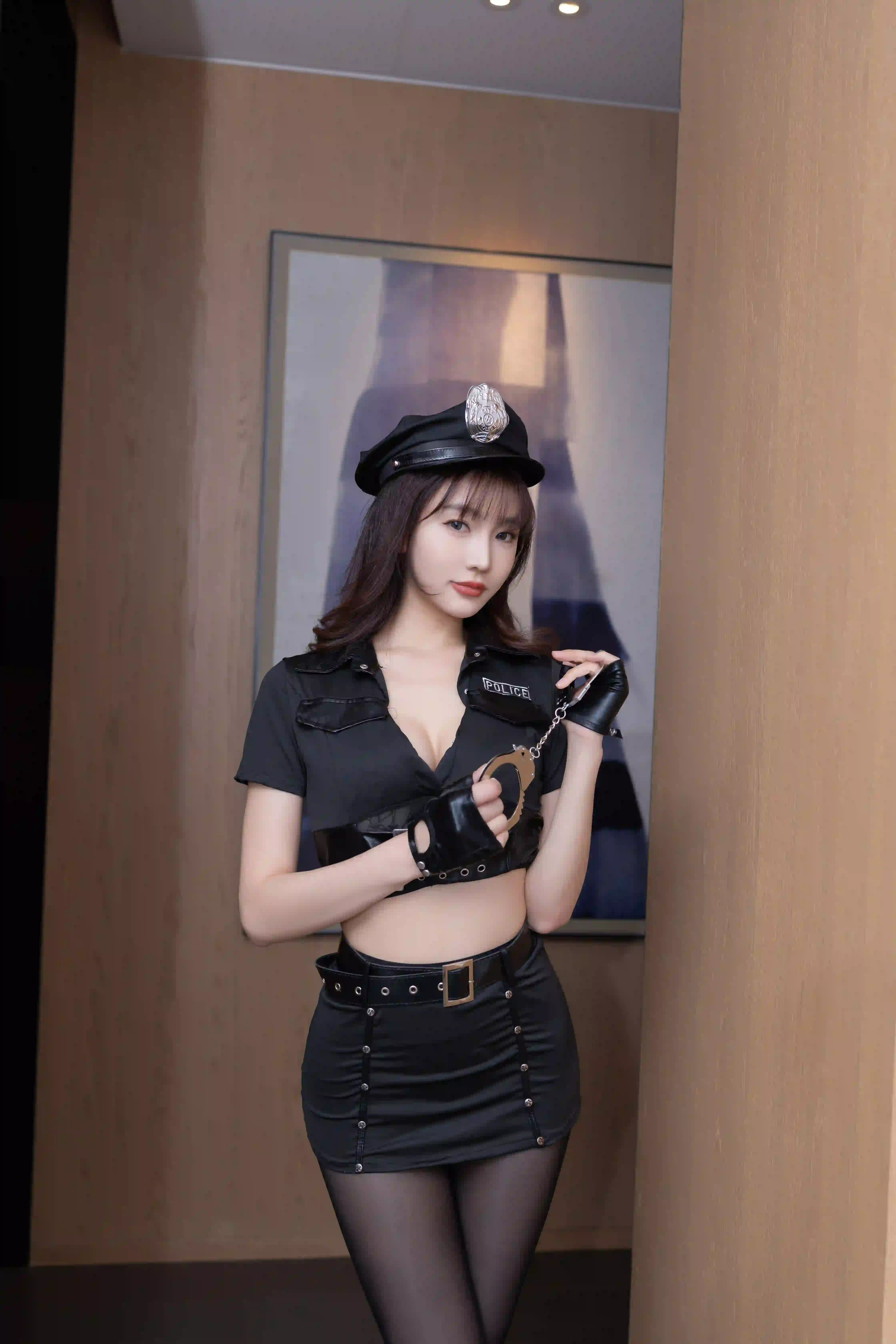 陆萱萱 NO.029 内购无水印 10081 女警 性感制服 [91P 1.19GB] - 第2张