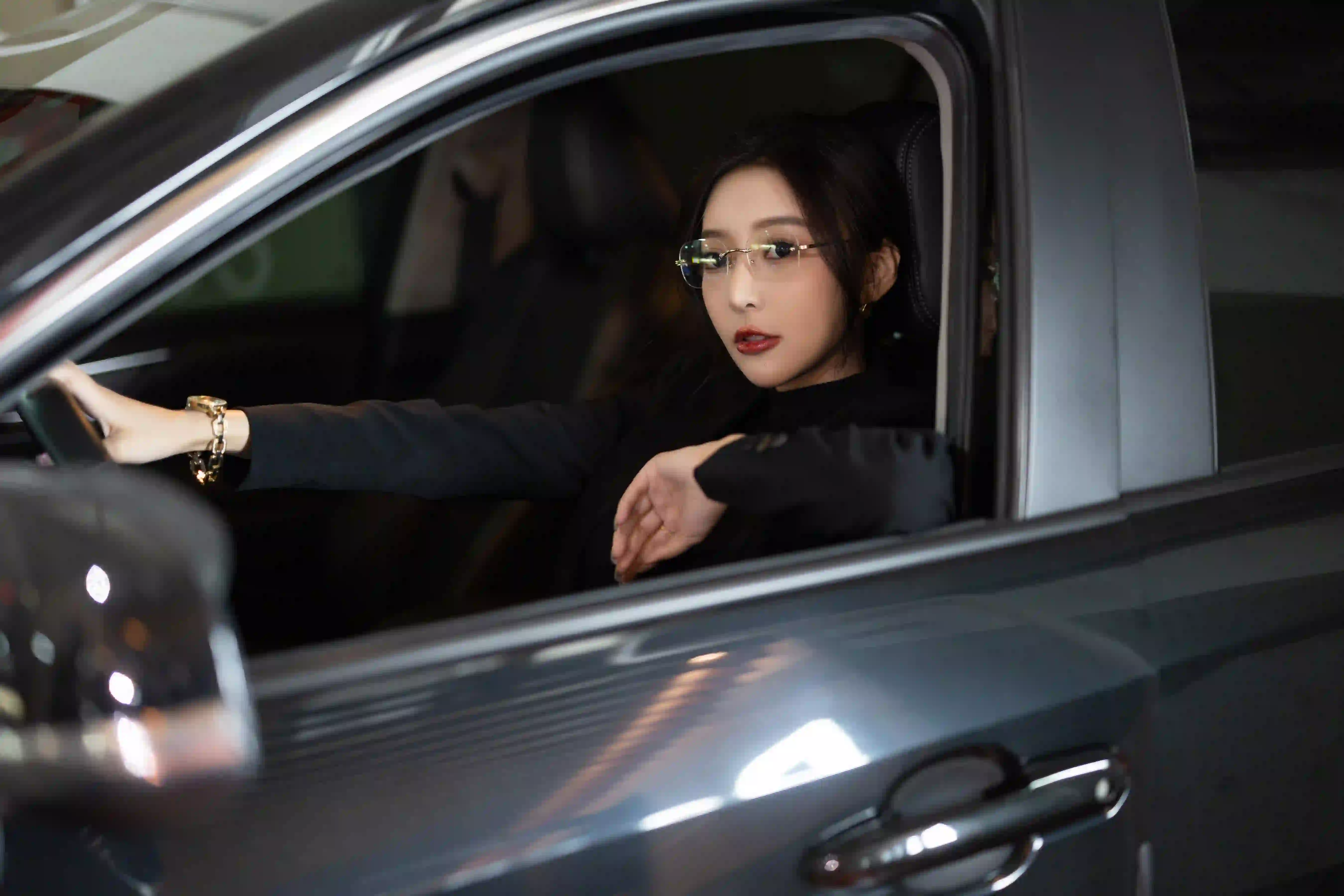 王馨瑶 NO.013 内购无水印 203黑色西装加西裤高启兰 [108P 248.89 MB] - 第1张