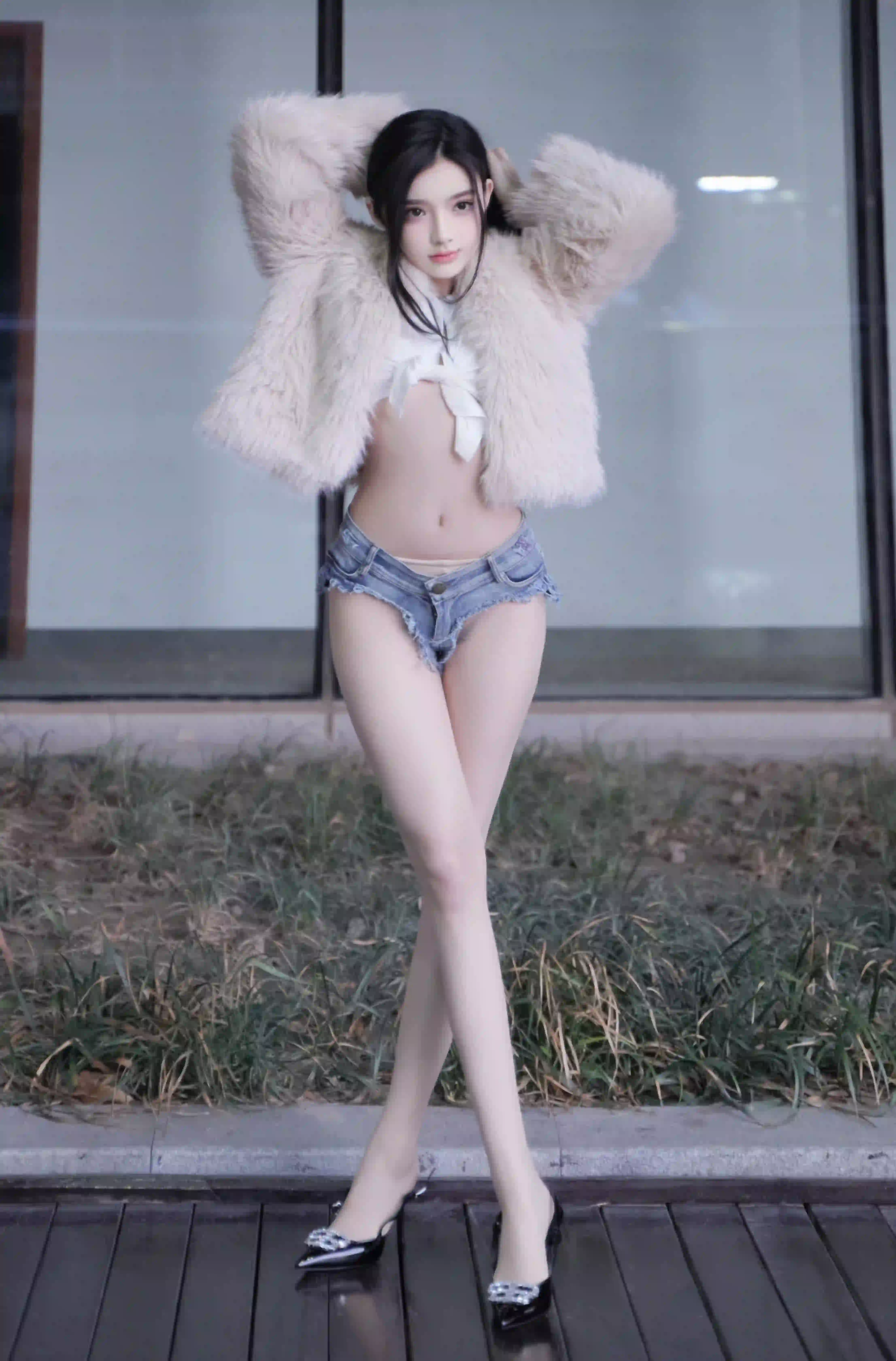 龙雪儿 NO.004 内购无水印 8261 牛仔短裤 [94P 1.37GB] - 第1张