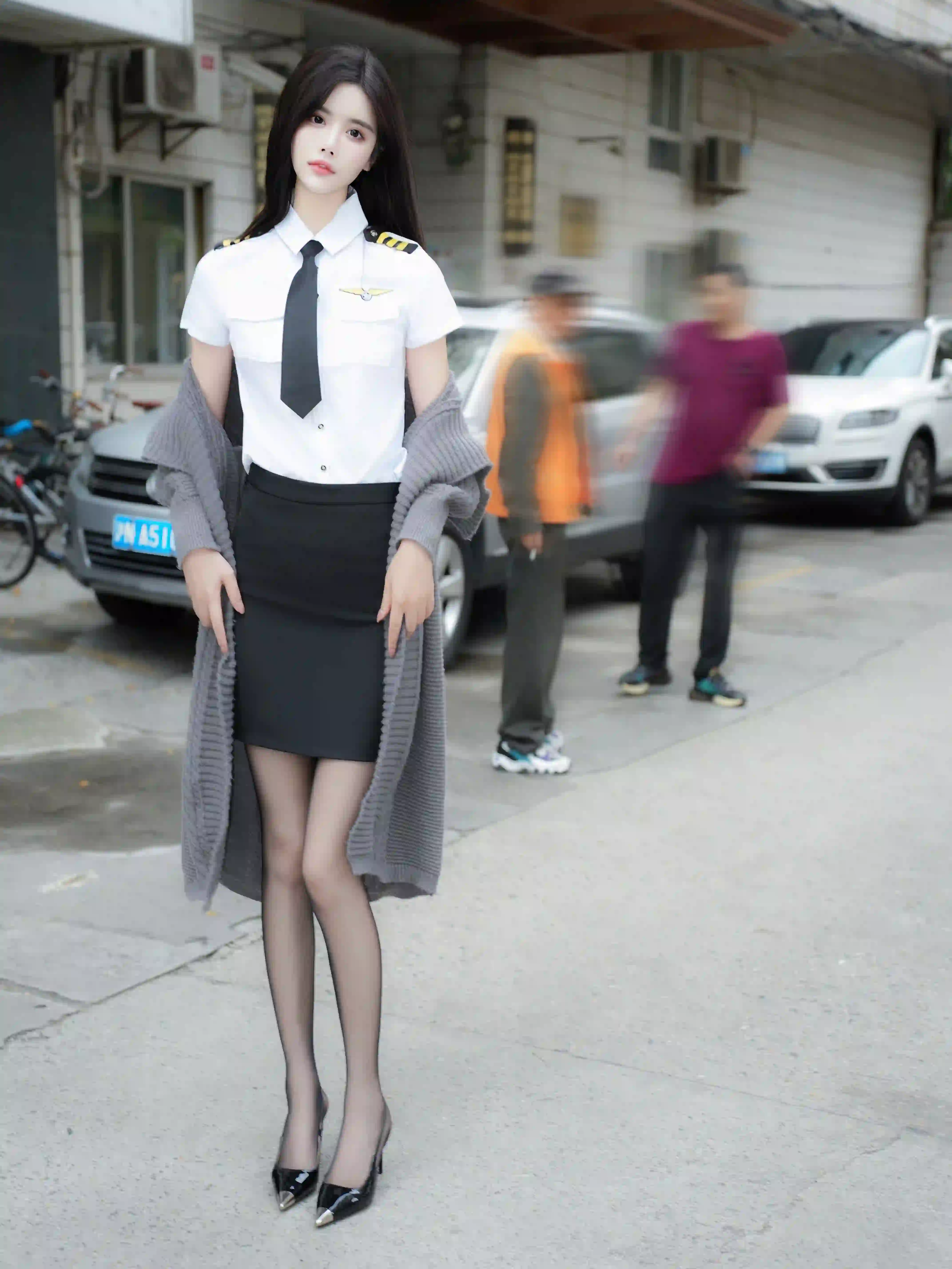 晚苏susu NO.005 灰色制服[106P／929MB] - 第2张