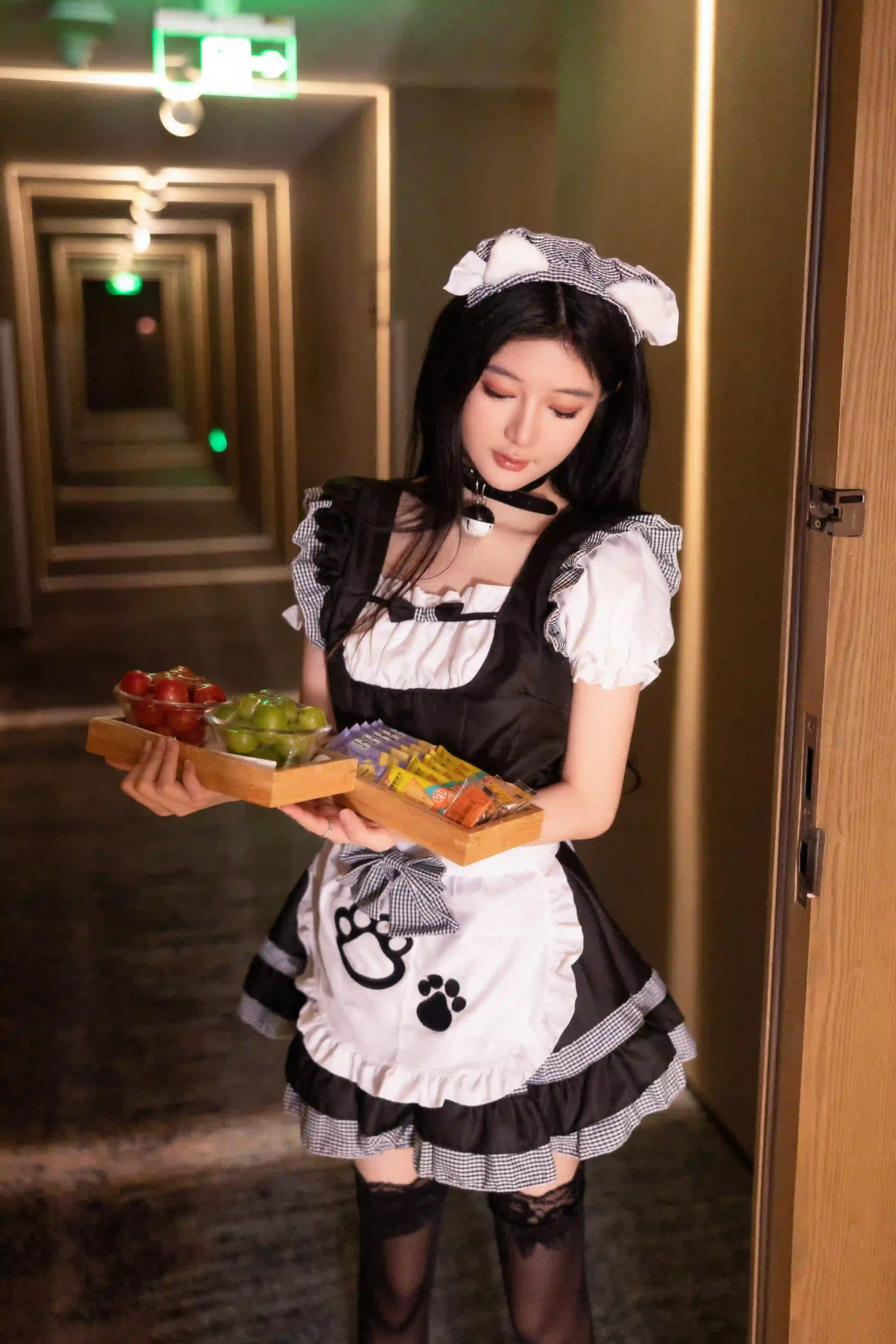 谢小蒽 NO.018 内购无水印 水果女仆 [128P 1.10 GB]