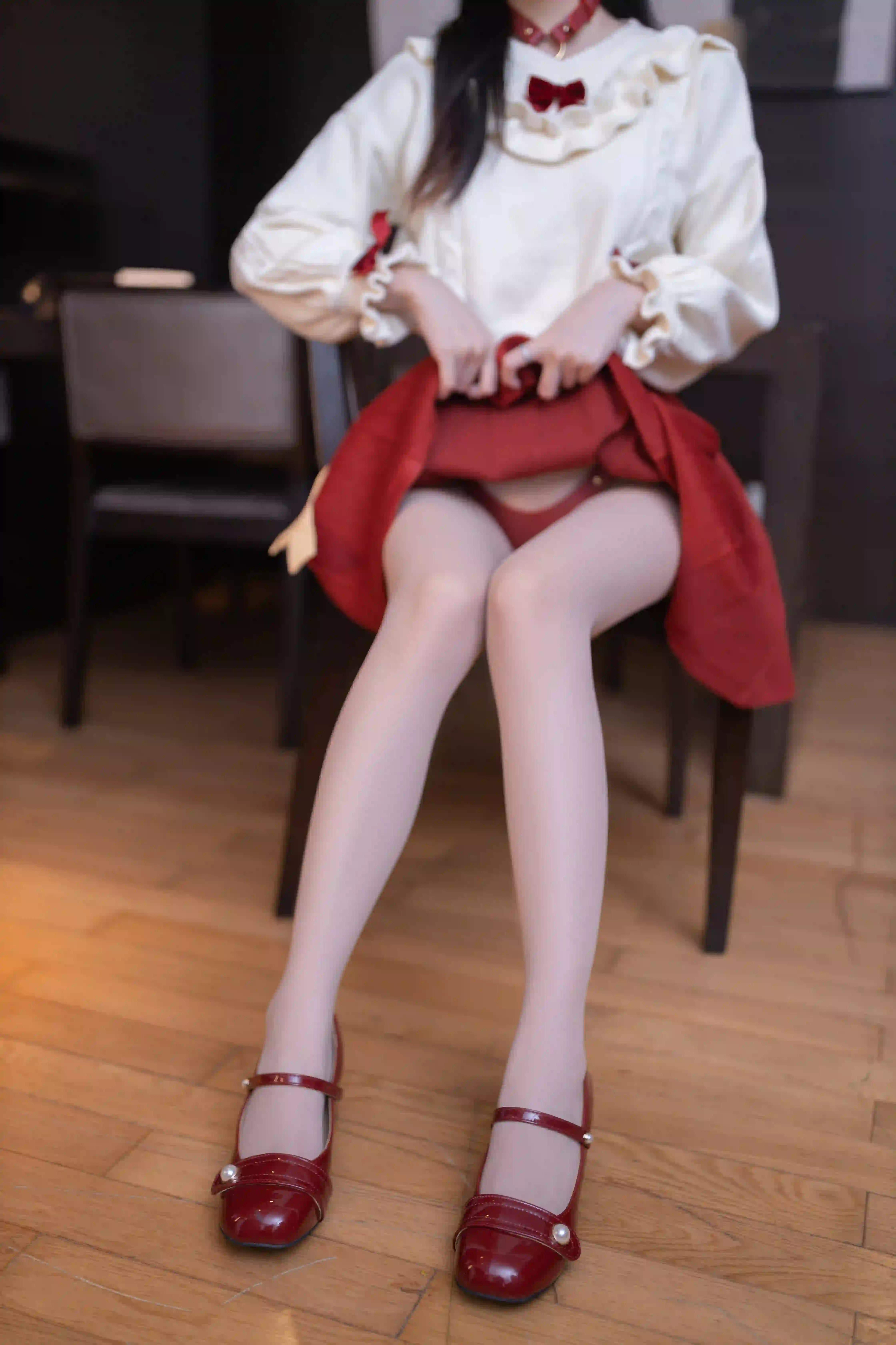 谢小蒽 NO.025 内购无水印 新年特写 红色束缚 [58P 723.79 MB] - 第2张