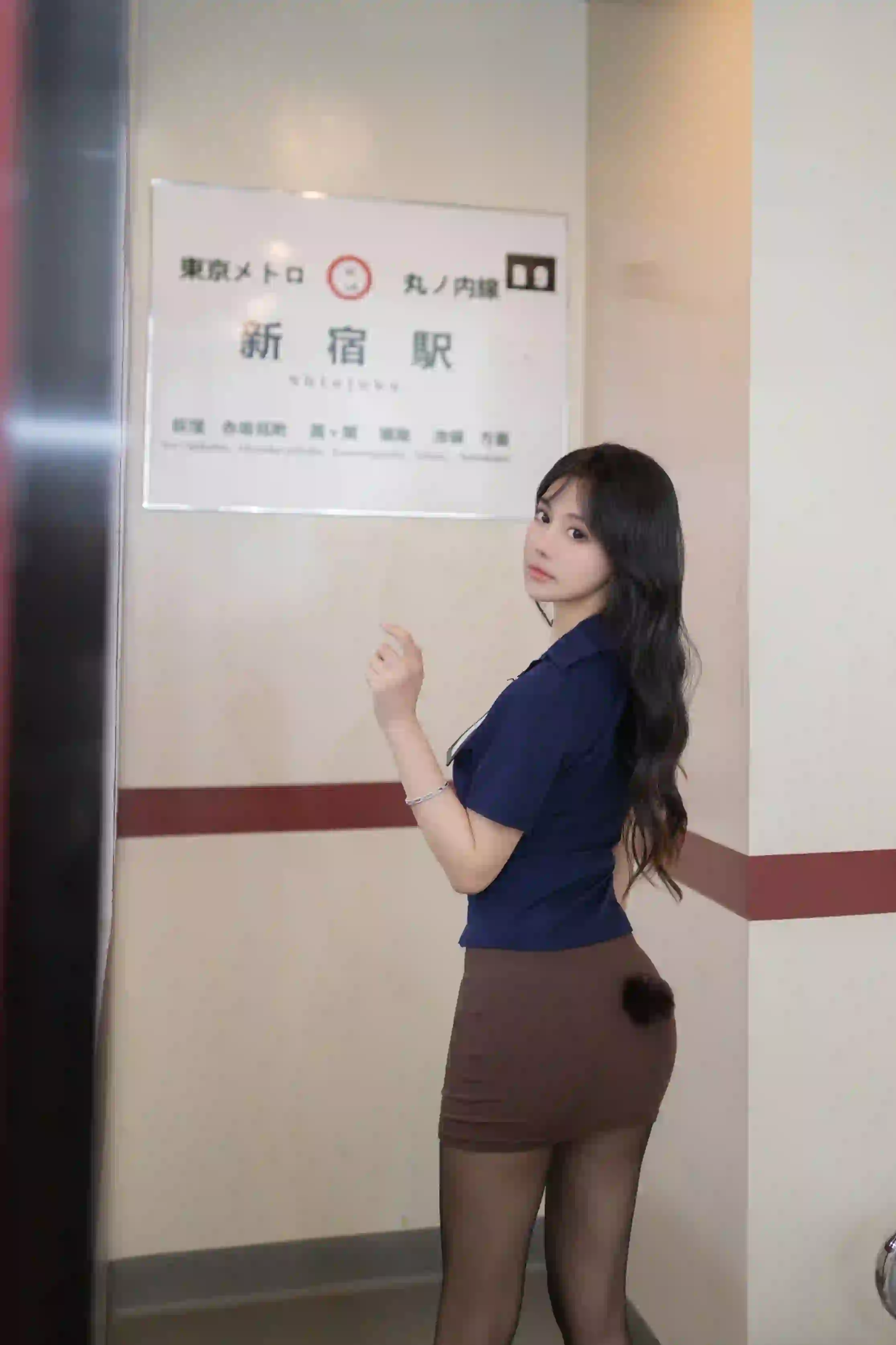 谢小蒽 NO.048 内购无水印 8167 地铁袭击 [99P 607.44 MB] - 第3张