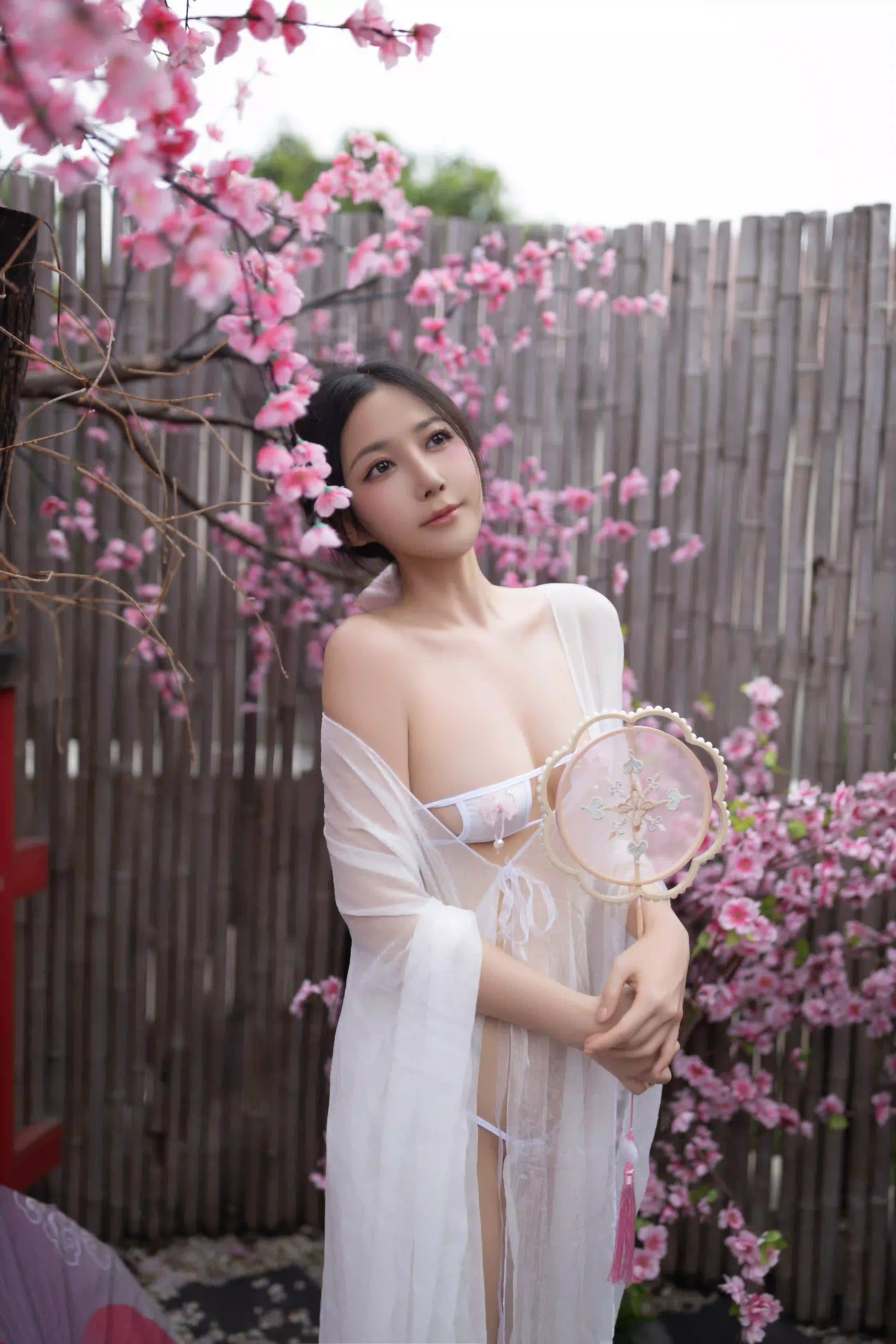 鱼子酱Fish NO.037 内购无水印 花想容写真 [120P／1.44GB] - 第3张