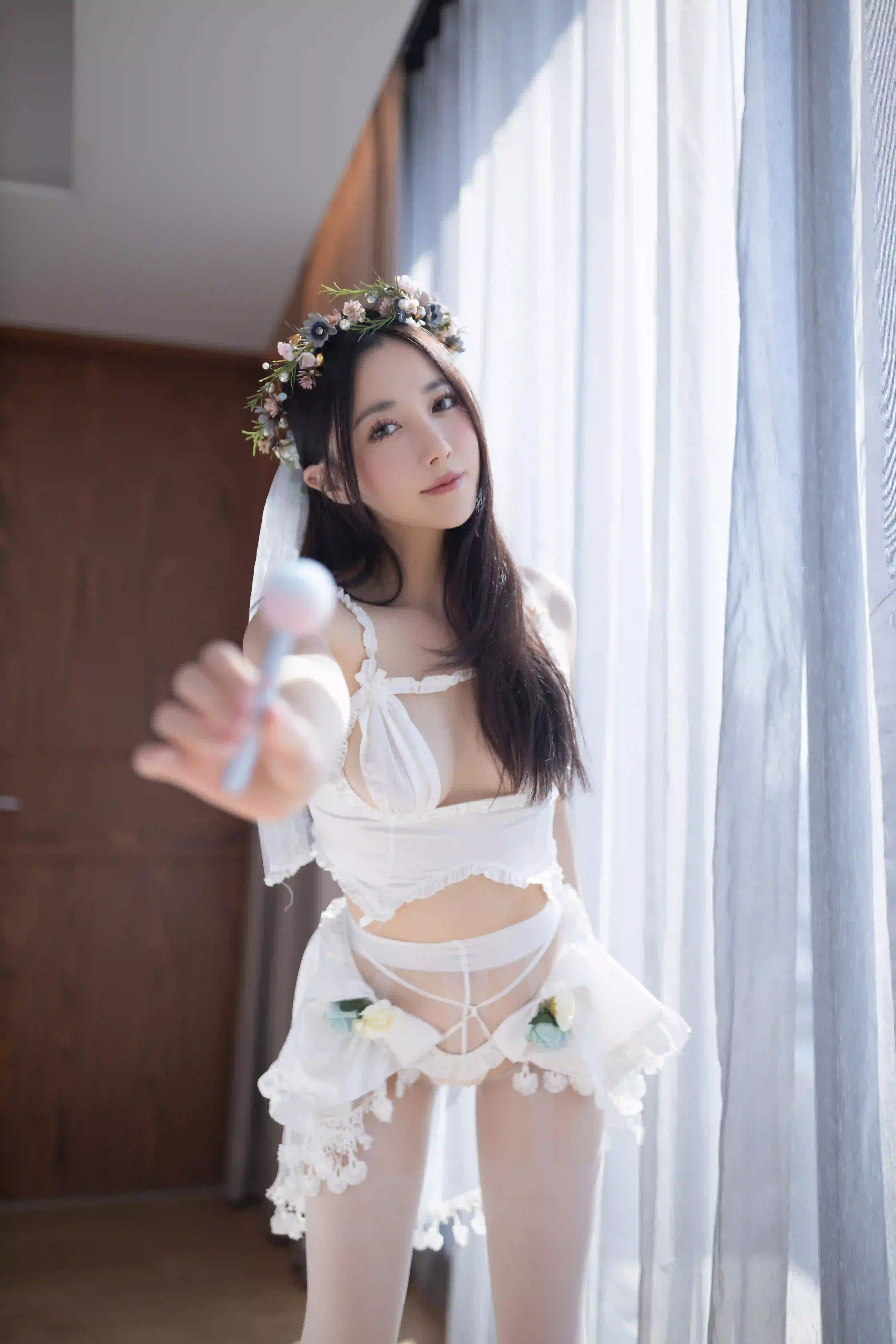鱼子酱Fish NO.070 内购无水印 三月在逃公主写真 [120P／1.40GB] - 第1张