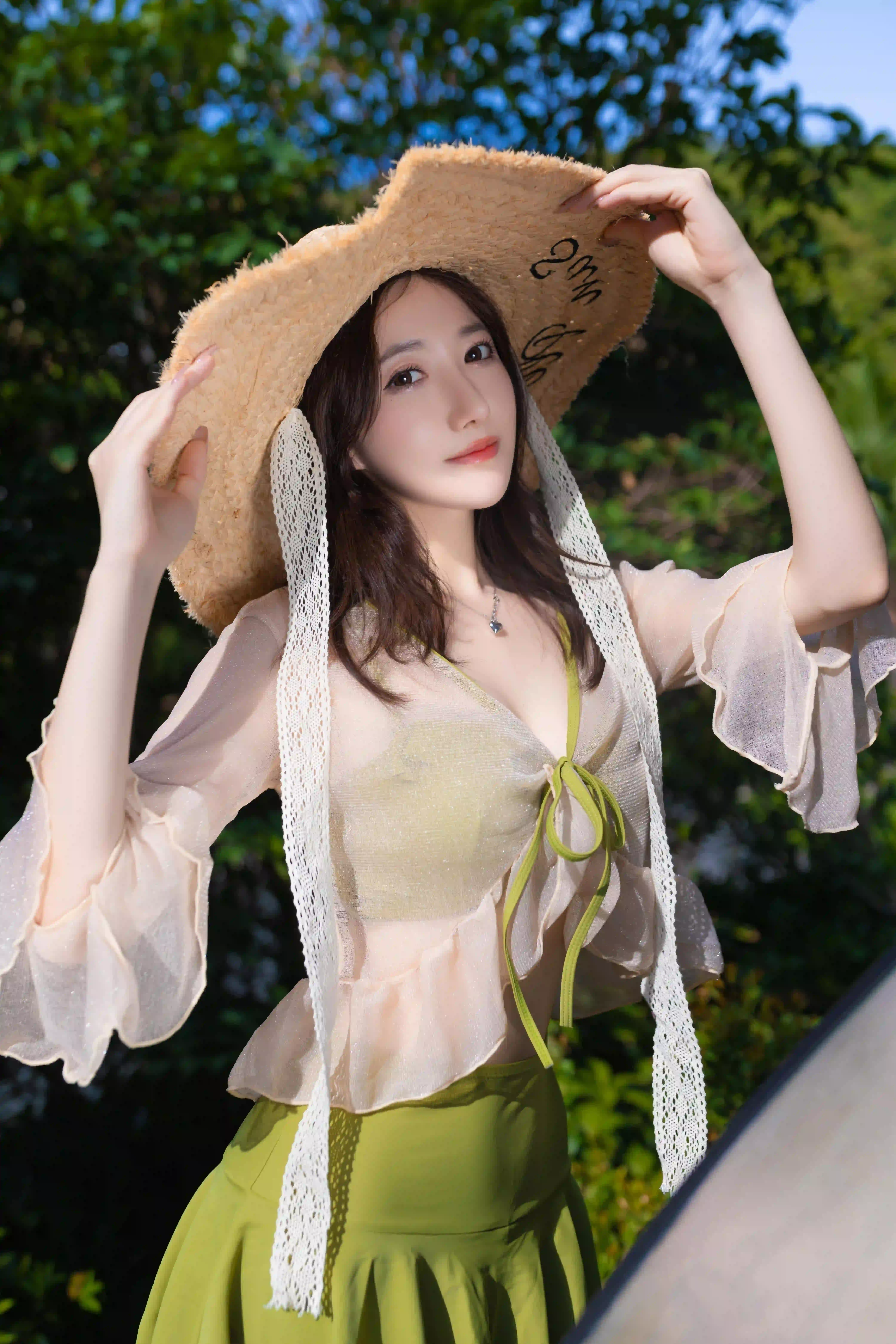 鱼子酱Fish NO.073 内购无水印 山青涩[105P1.51GB] - 第1张