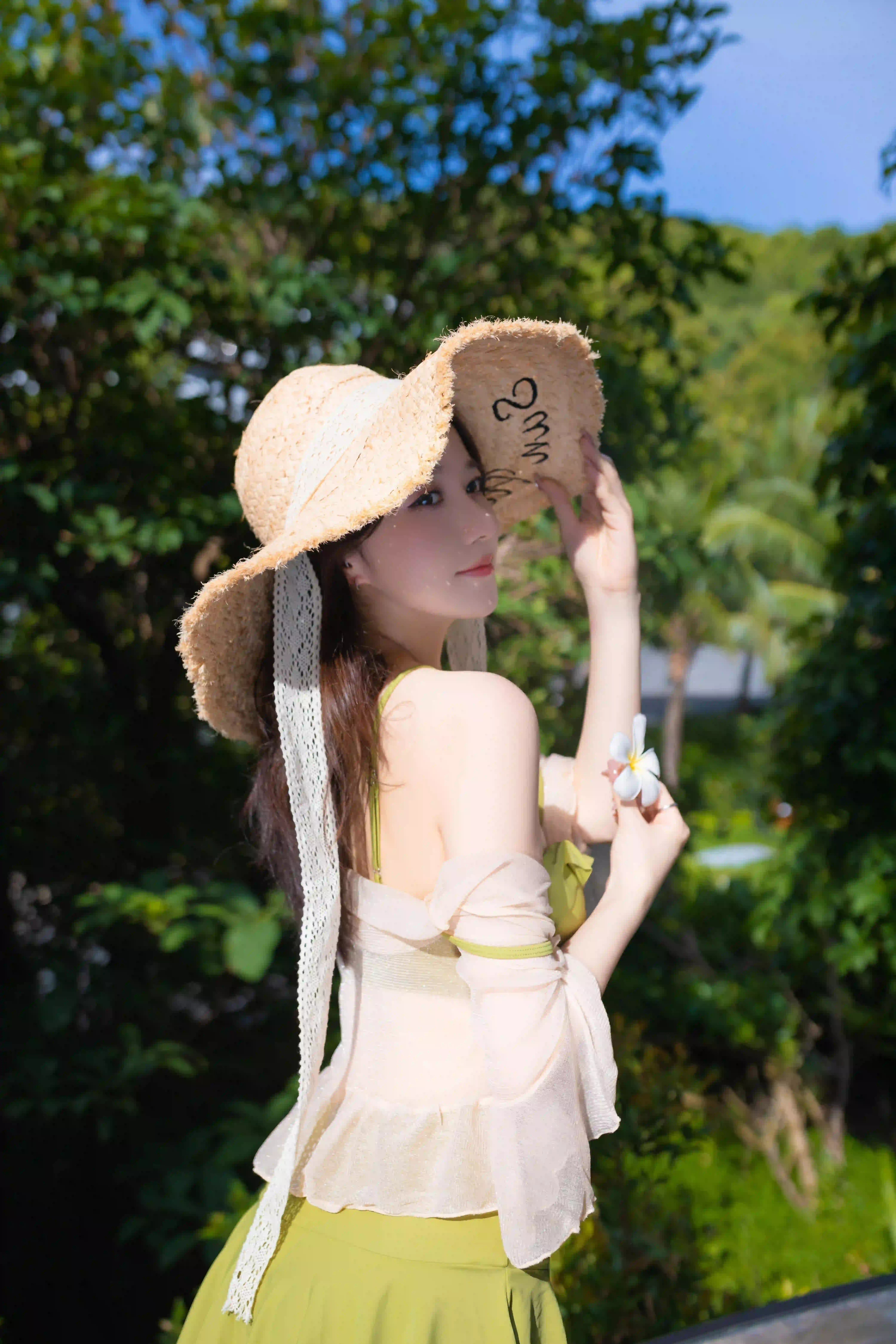 鱼子酱Fish NO.073 内购无水印 山青涩[105P1.51GB] - 第3张