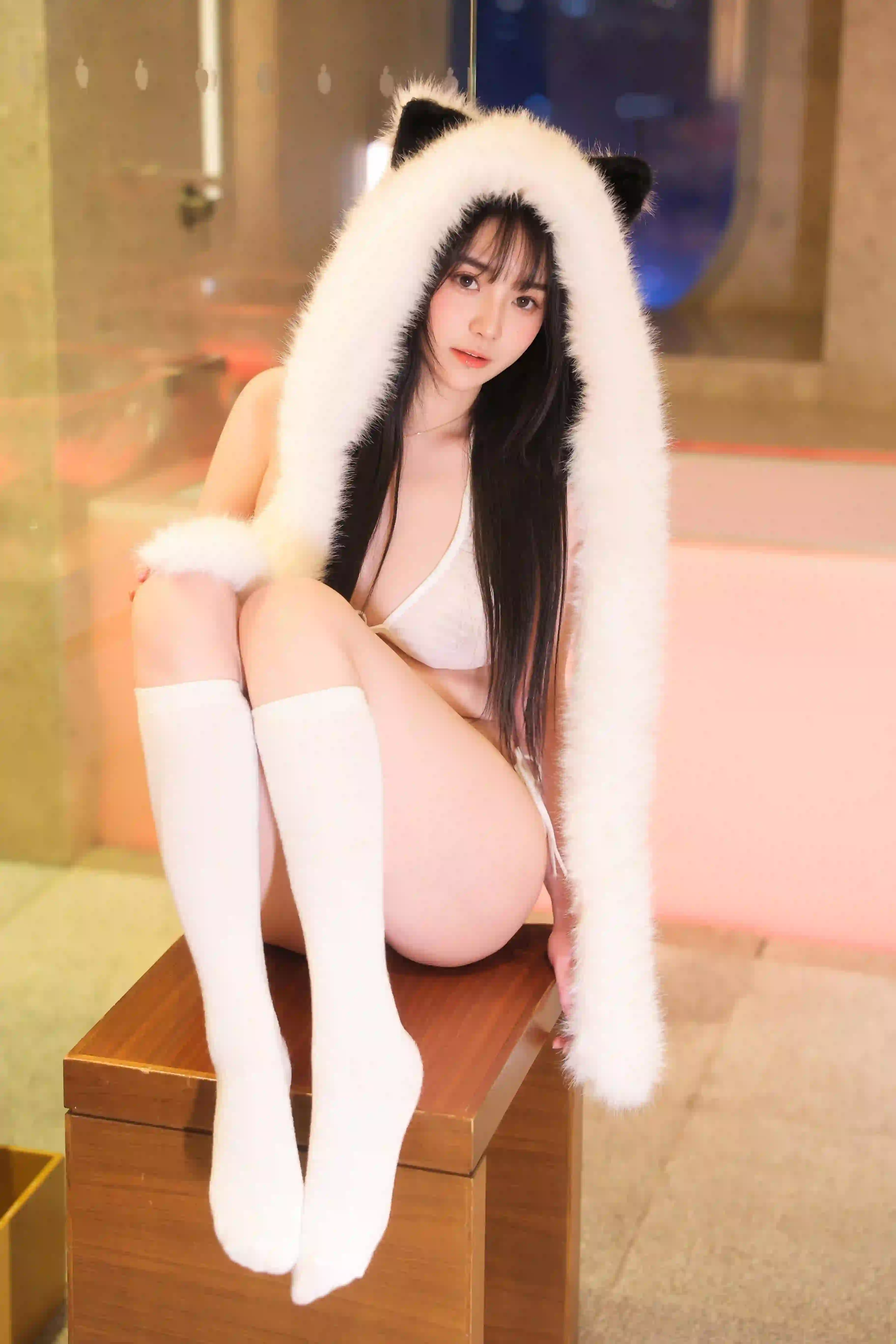软情 NO.001 内购无水印 白色小猫咪 [73P 1.9GB] - 第1张
