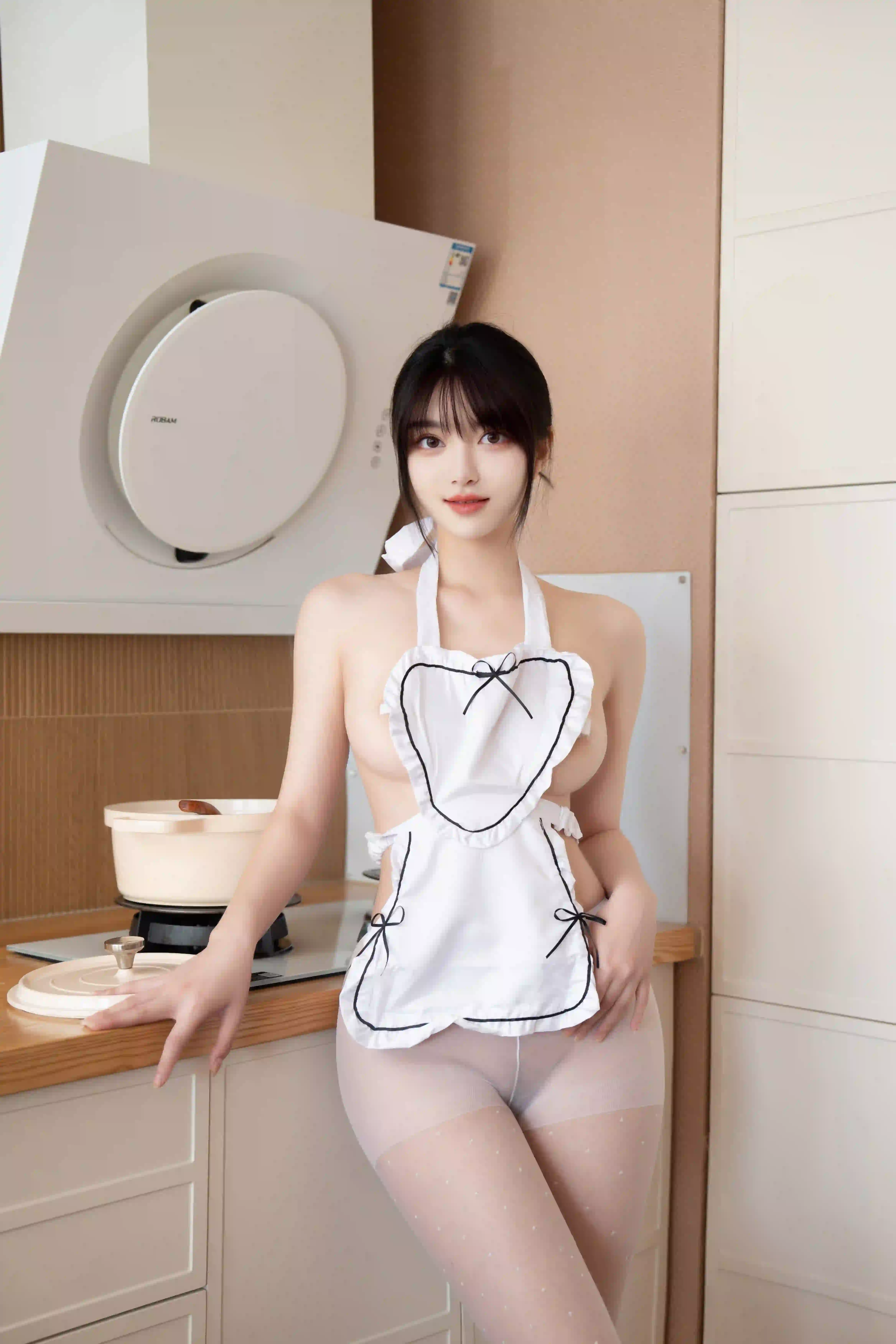 白露lulu NO.003 内购无水印 342 性感小厨娘  [70P 780MB] - 第1张
