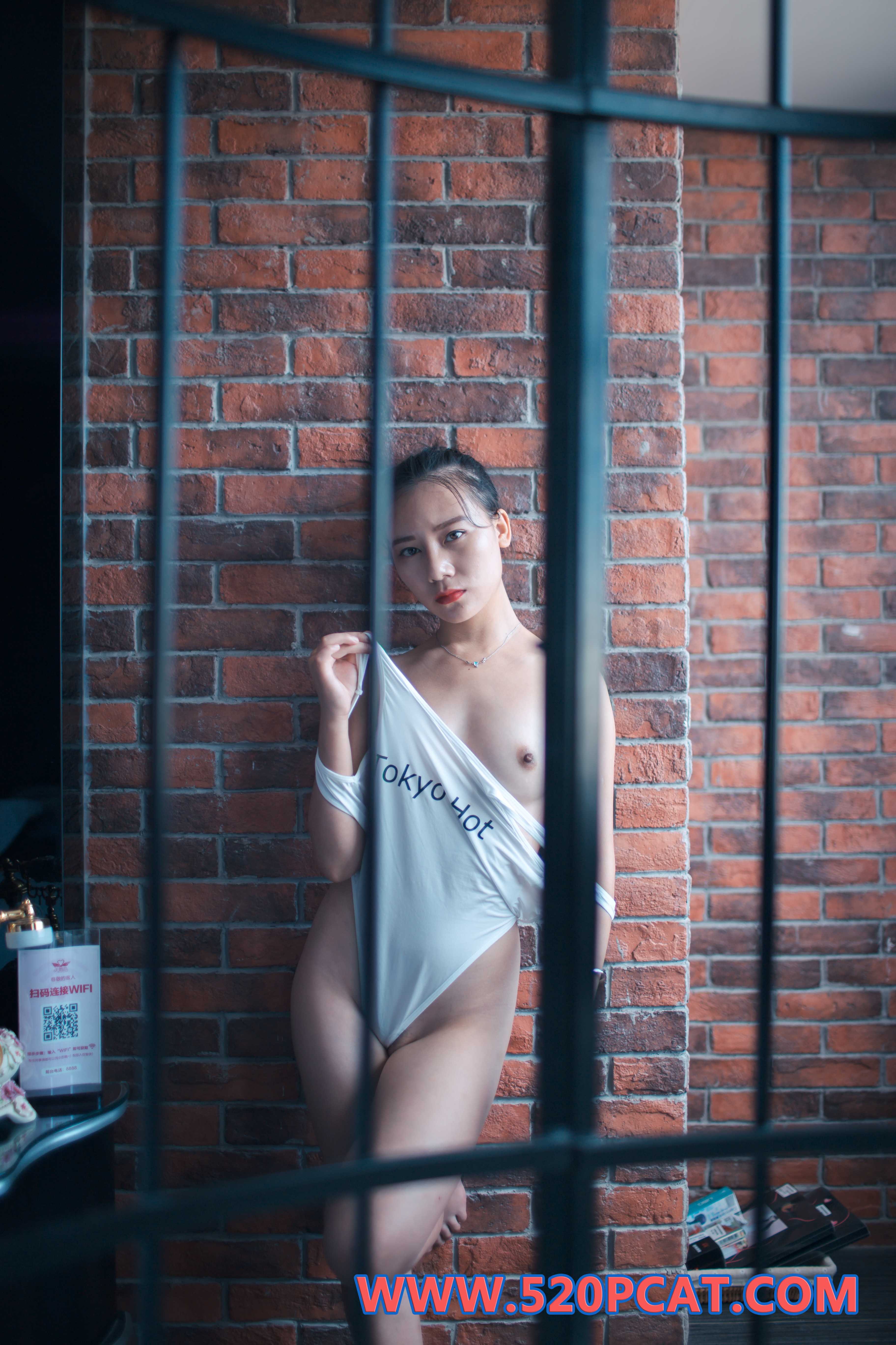 [PartyCat轰趴猫] 2018.08.02 NO.184  [61P-759M] - 第2张